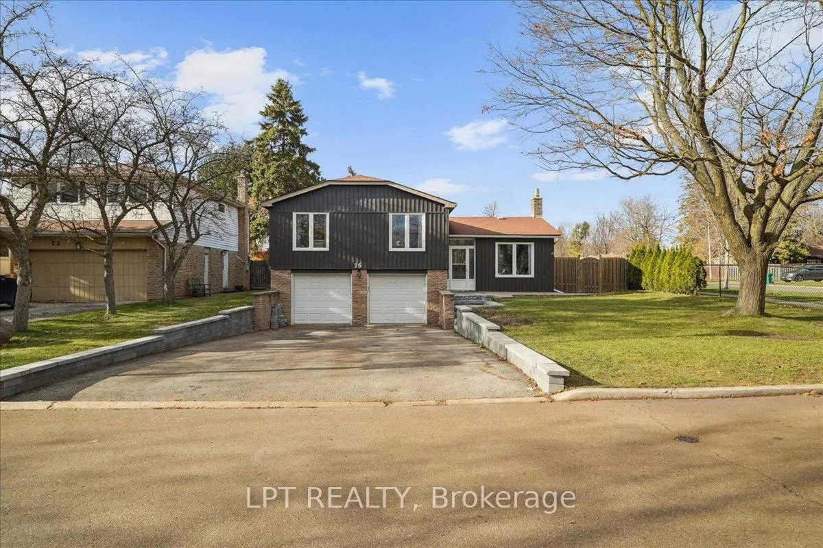 Photo 2 of 26 Wright Crescent, Caledon, Bolton North — HOMEH