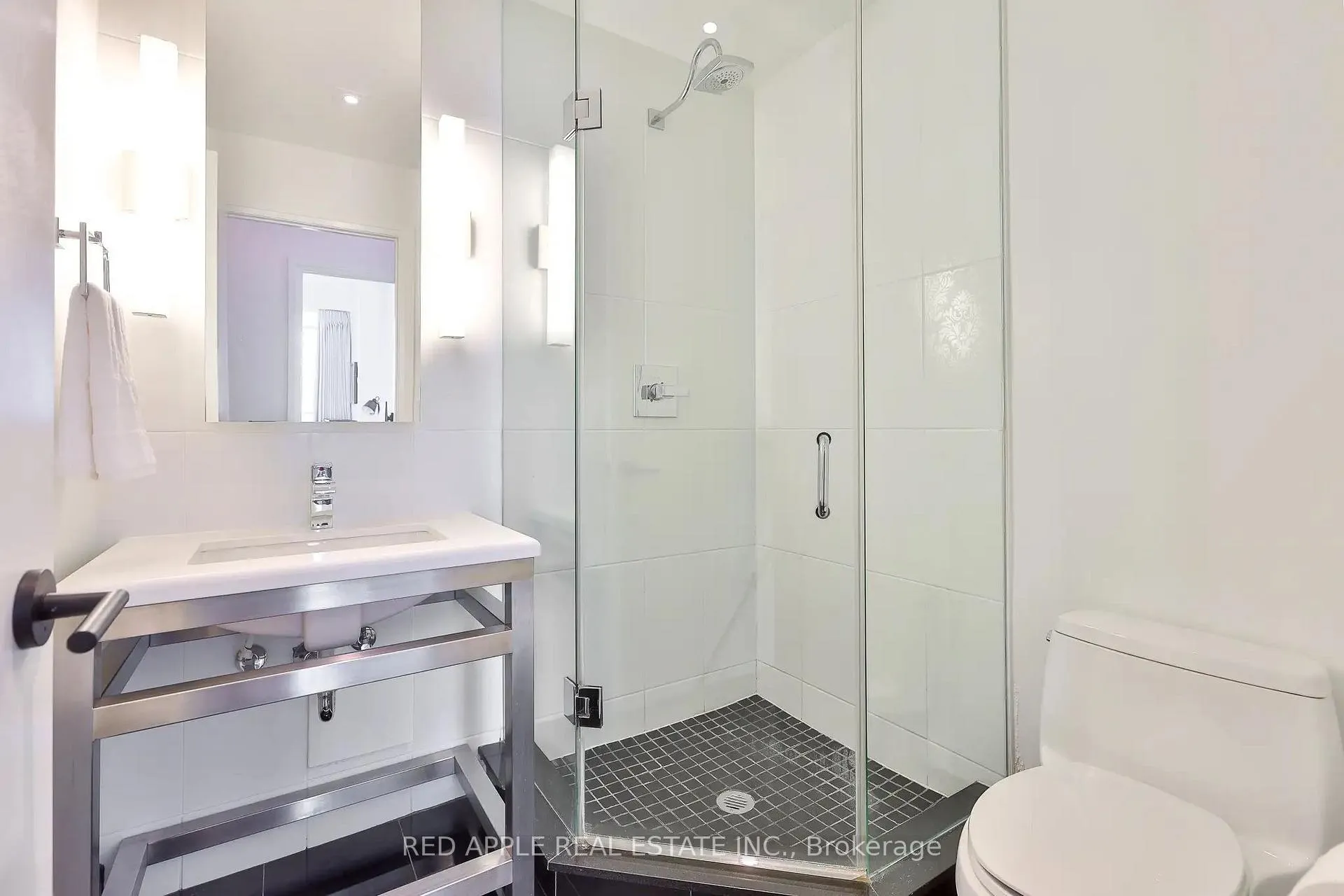 Photo 18 of Unit 3105, 80 John Street, Toronto, Waterfront Communities — HOMEH