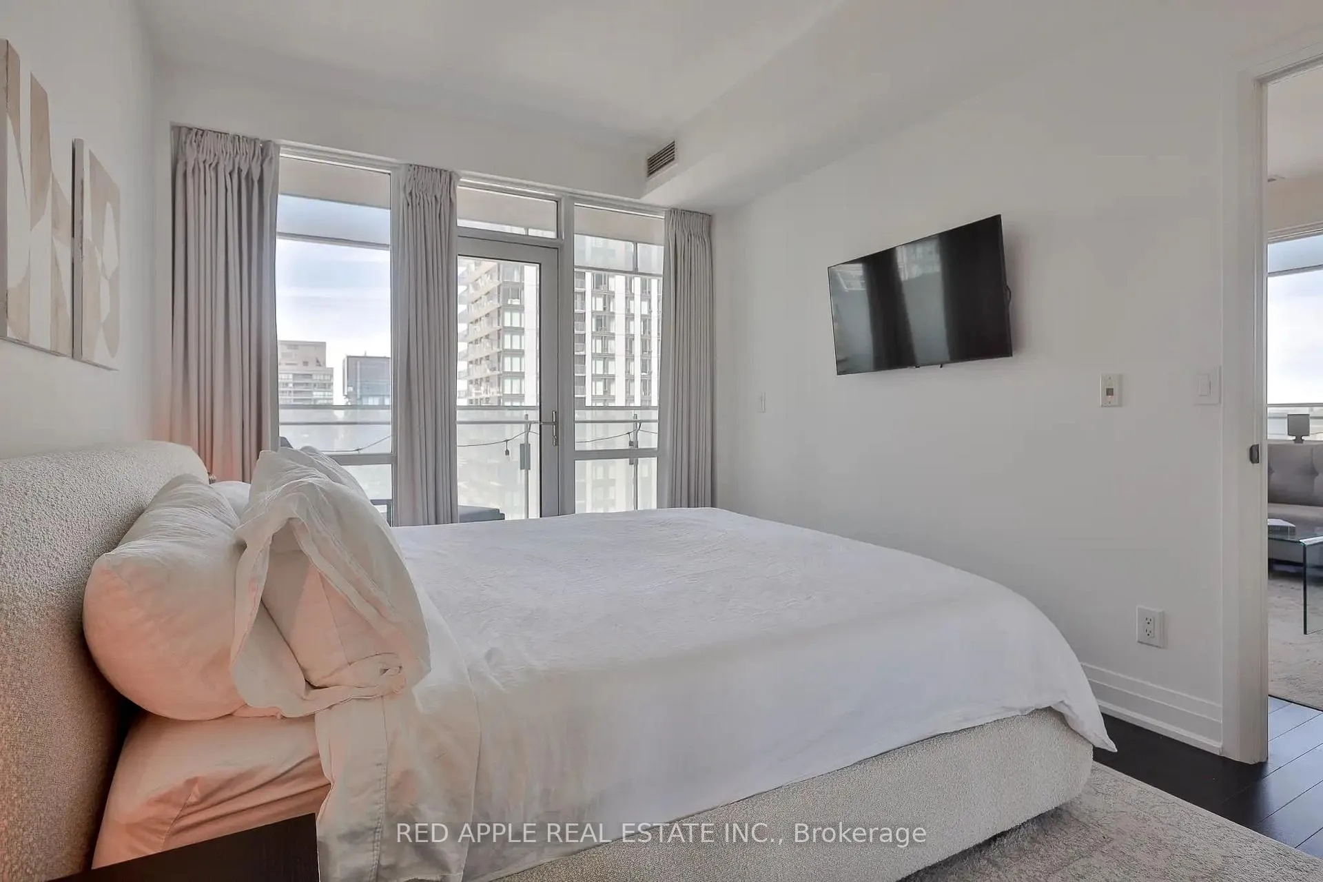 Photo 24 of Unit 3105, 80 John Street, Toronto, Waterfront Communities — HOMEH