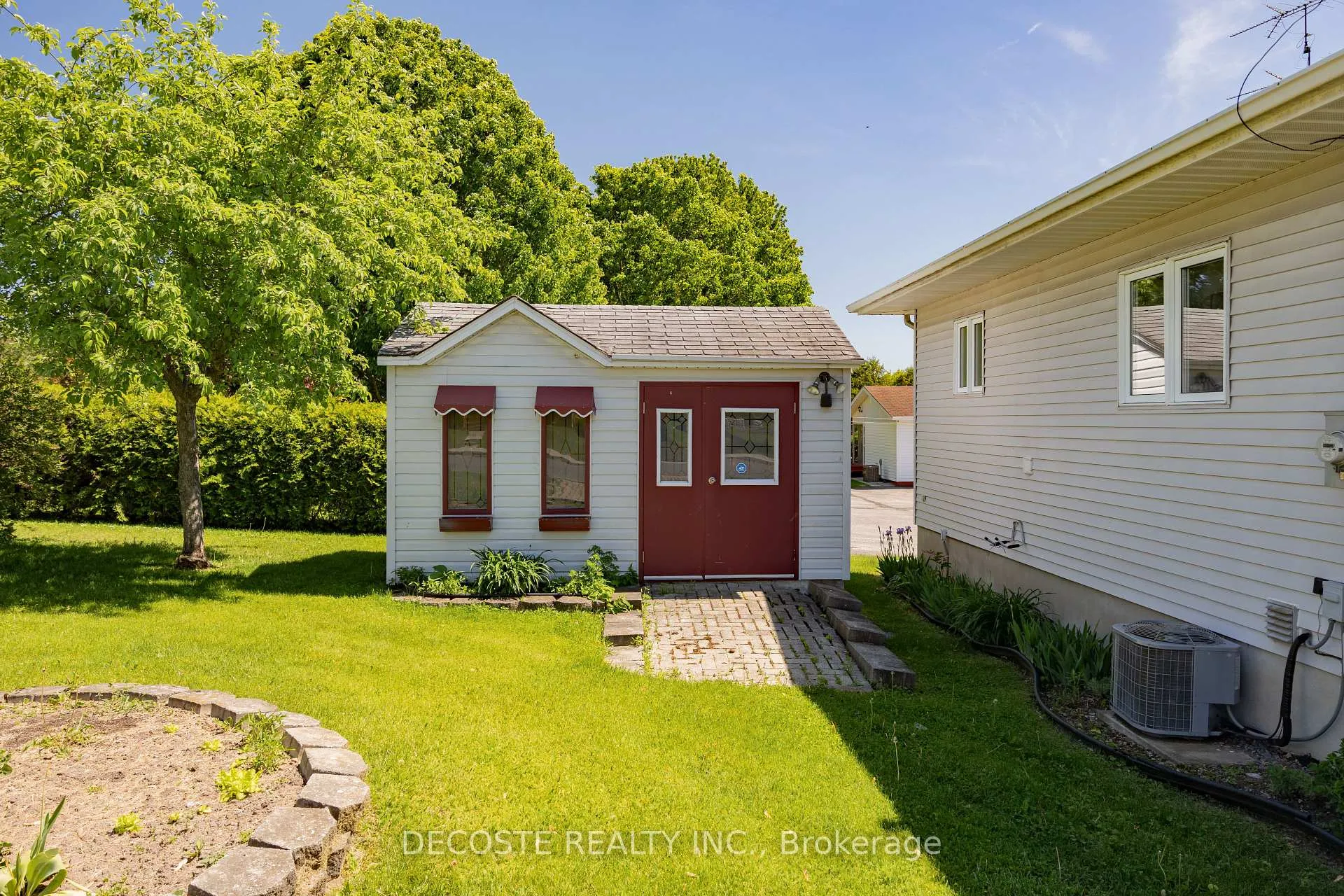 Photo 4 of 70 Victoria Street E, North Glengarry, Alexandria — HOMEH