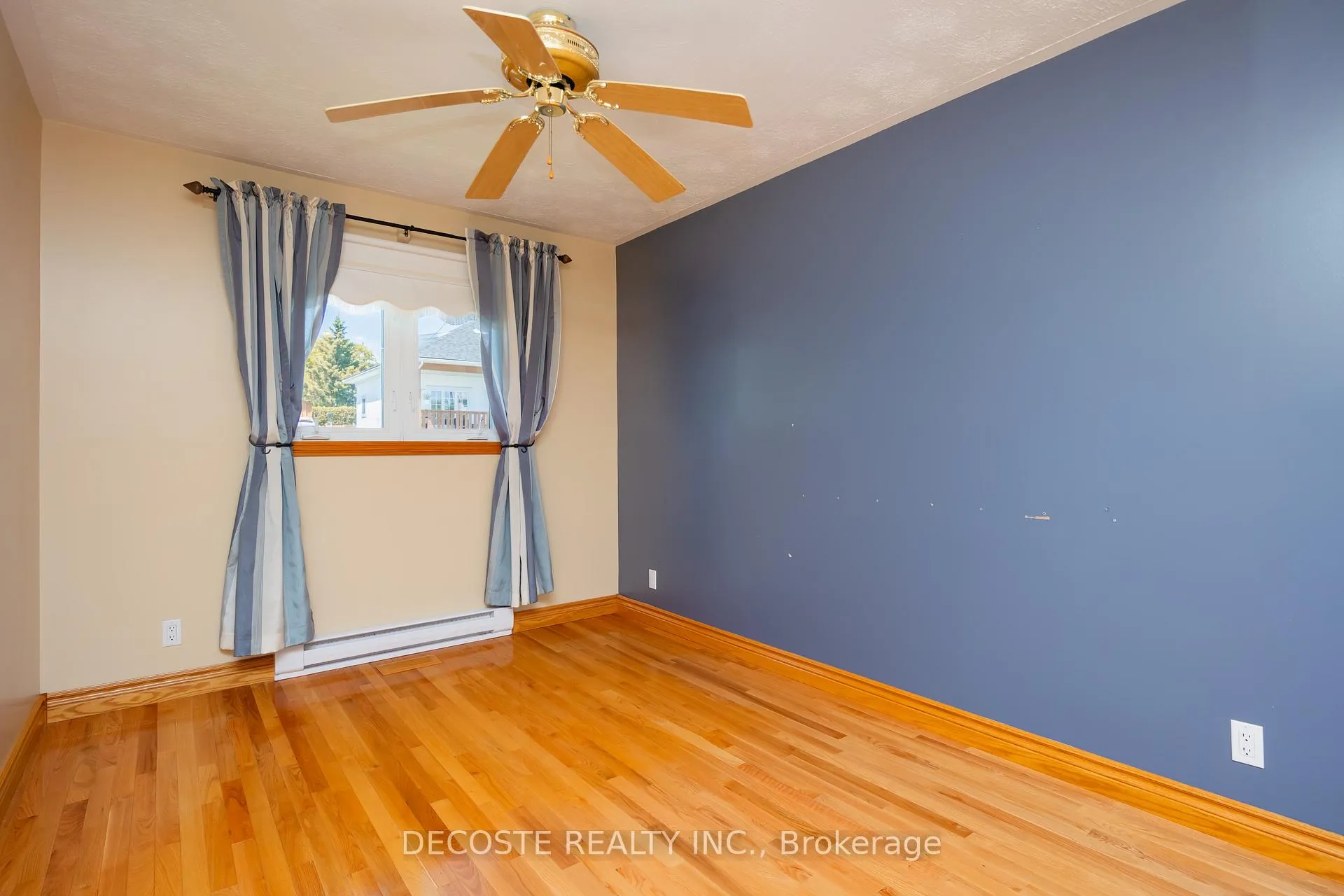 Photo 22 of 70 Victoria Street E, North Glengarry, Alexandria — HOMEH