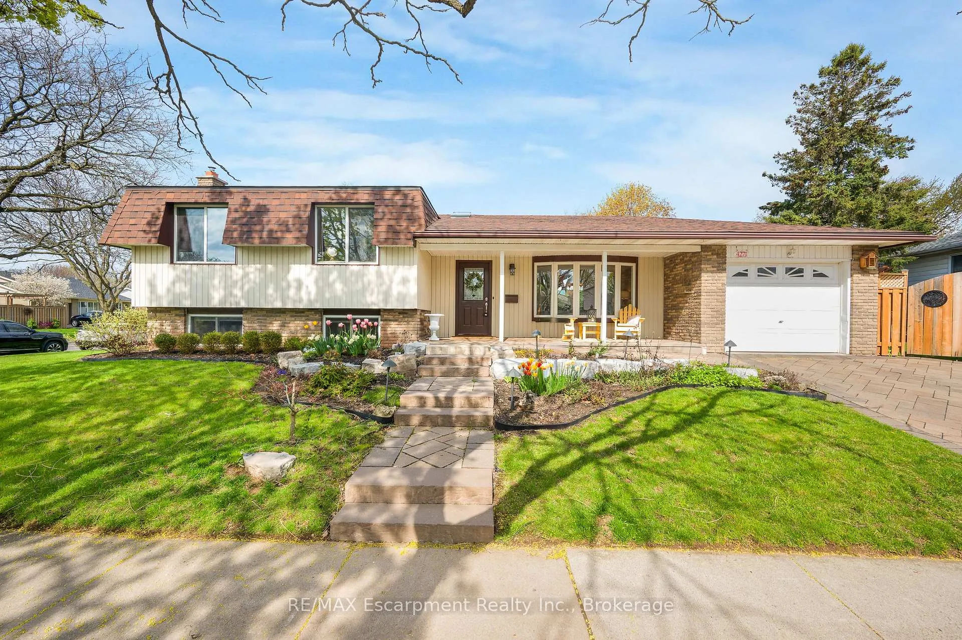 Front of 4271 Longmoor Drive
