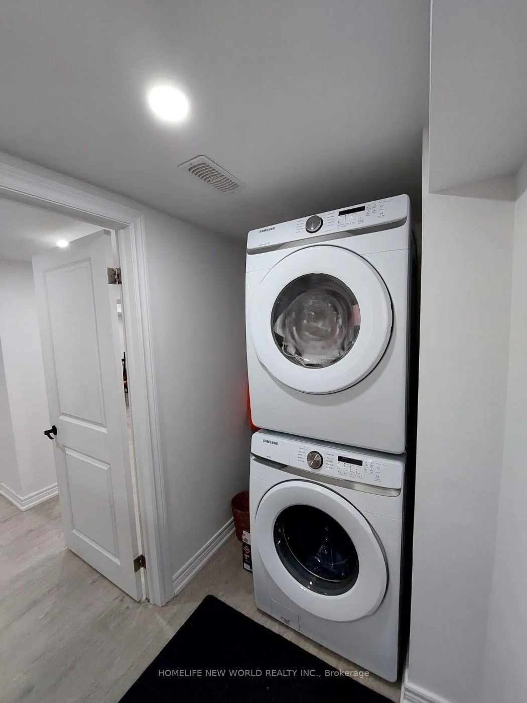 Photo 8 of Unit Basement, 29 Jane Street, Clarington, Bowmanville — HOMEH