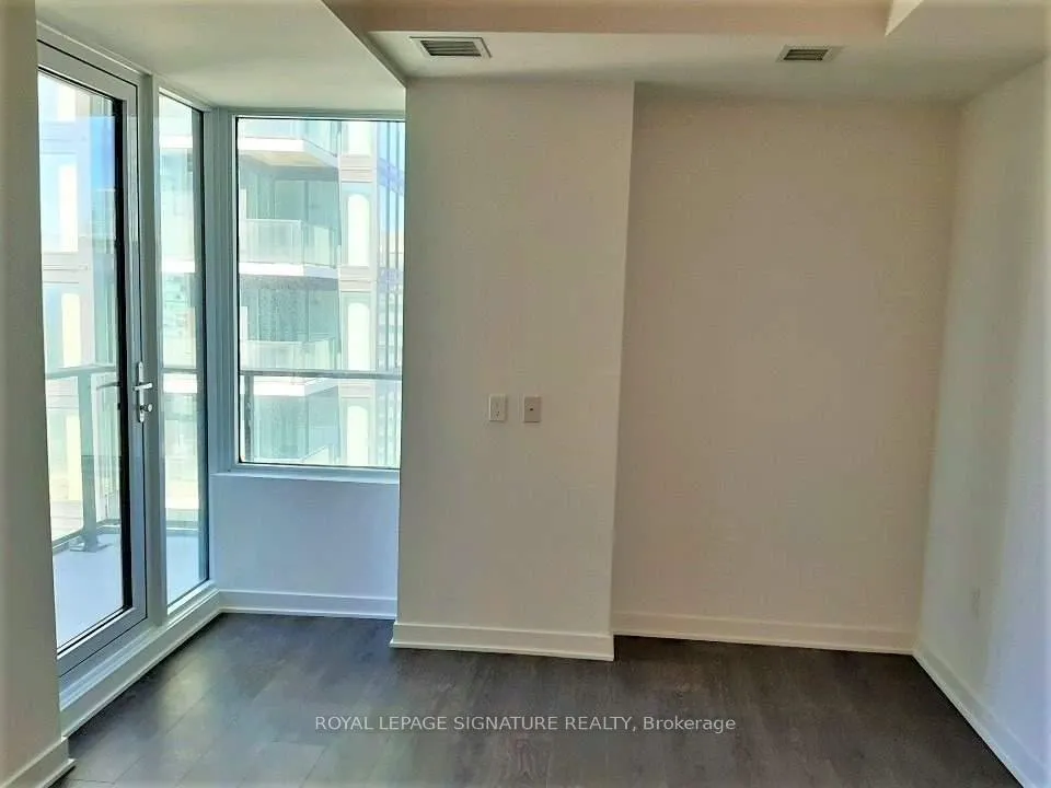 Photo 10 of Unit 3811, 115 Blue Jays Way, Toronto, Waterfront Communities — HOMEH