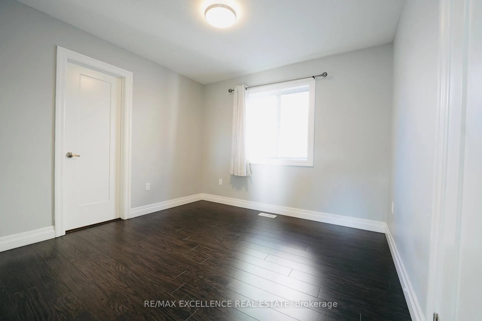 Photo 15 of 3023 Doyle Drive, London, South U — HOMEH