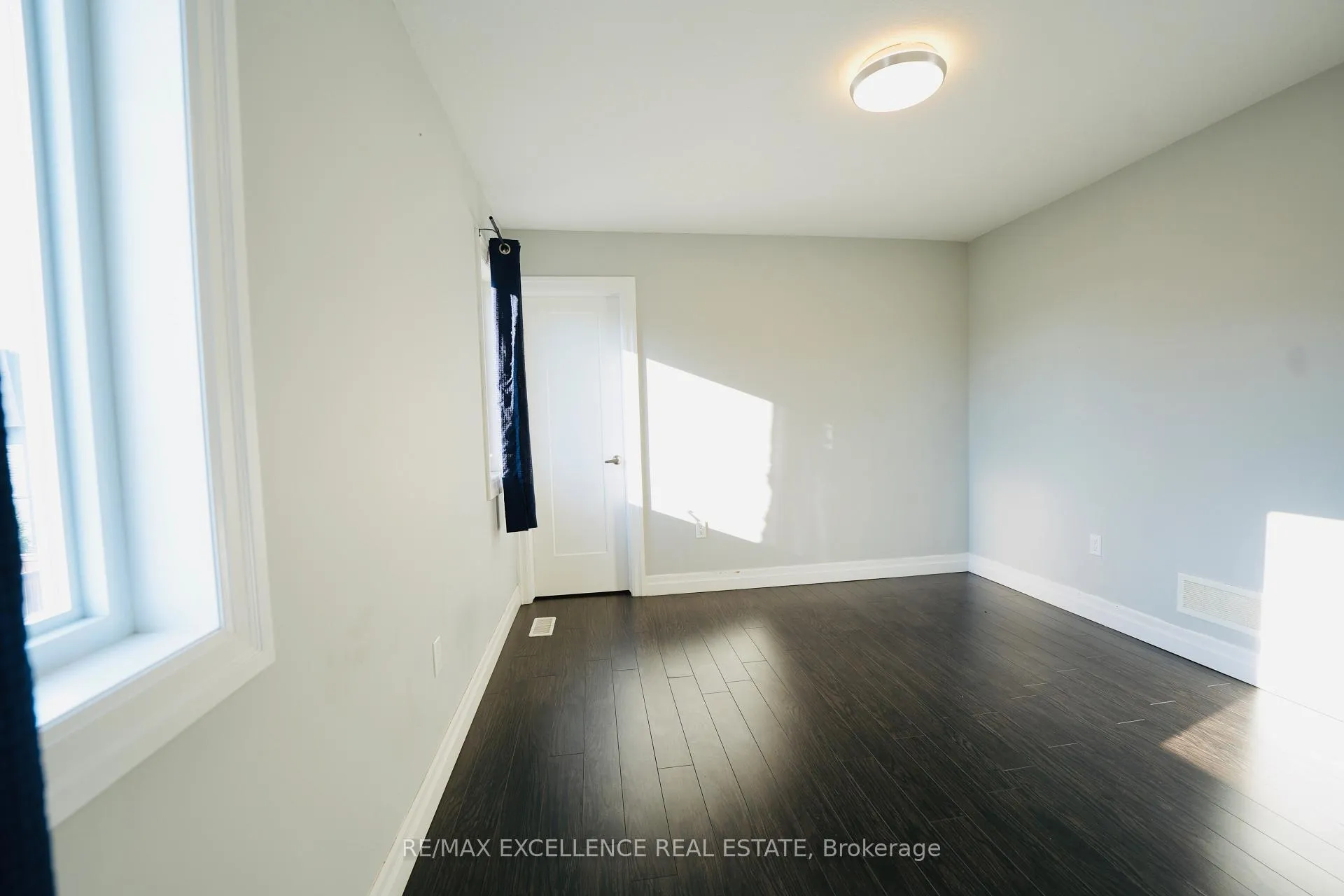 Photo 22 of 3023 Doyle Drive, London, South U — HOMEH