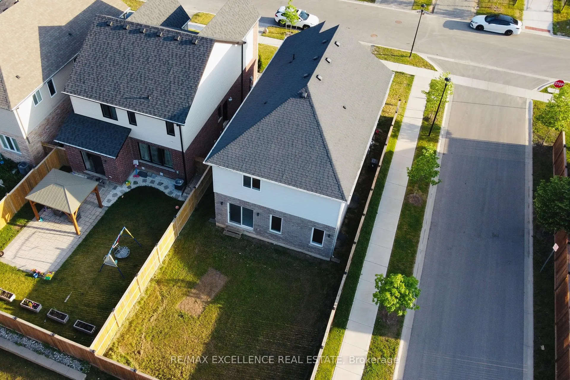 Photo 26 of 3023 Doyle Drive, London, South U — HOMEH