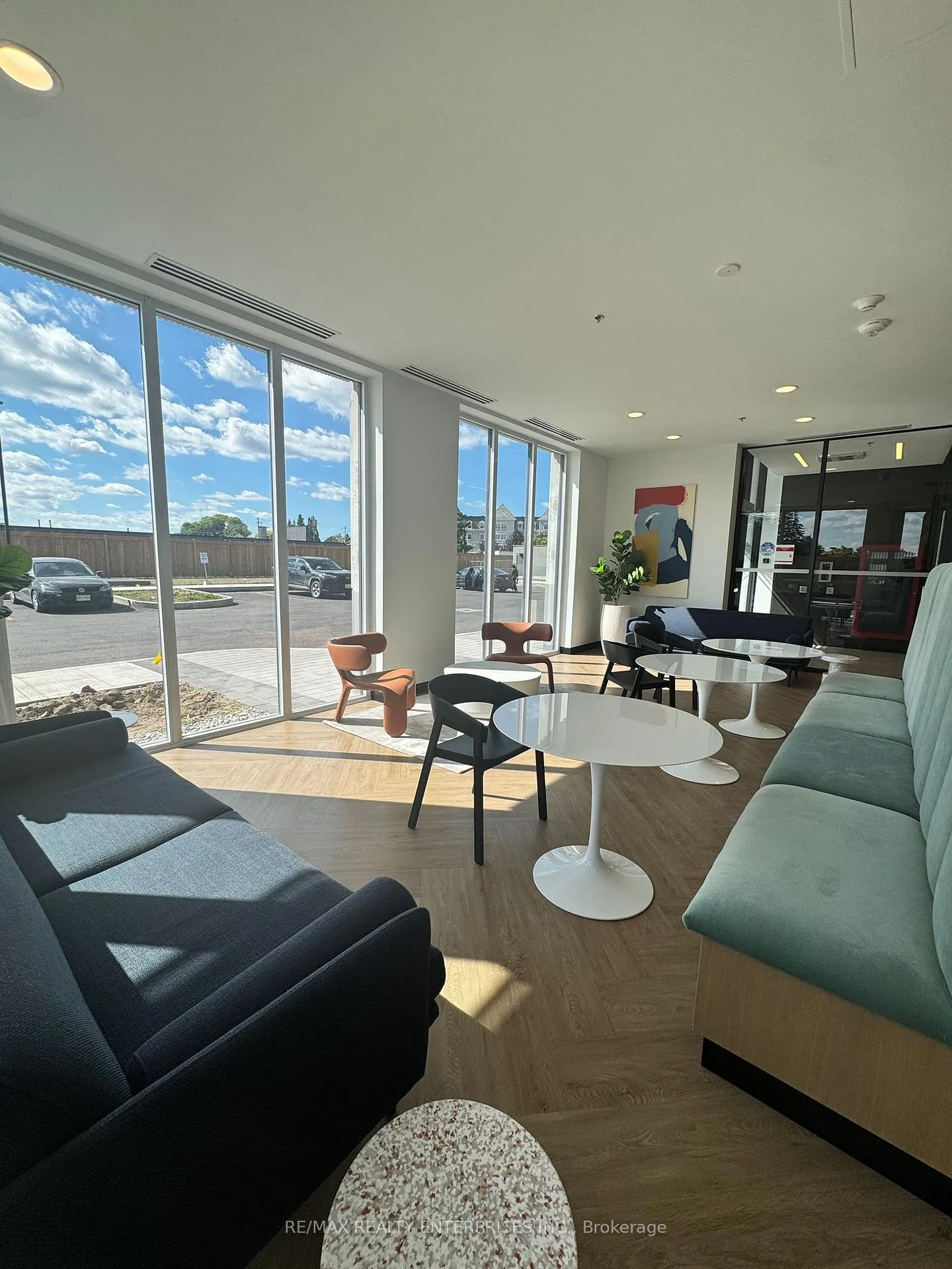 Photo 3 of Unit 1102, 1333 Weber Street, Kitchener — HOMEH