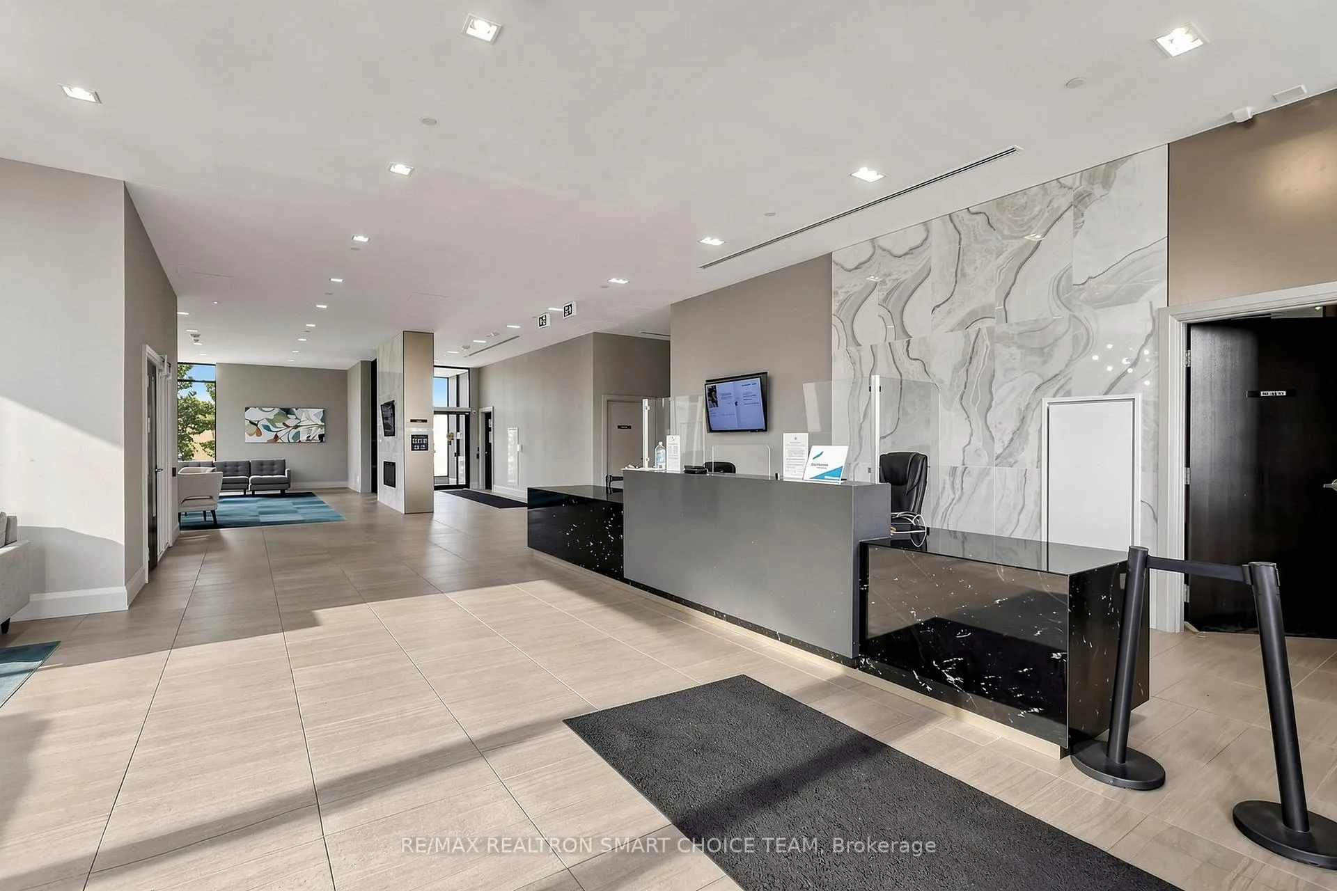 Photo 44 of Unit 213, 555 William Graham Drive, Aurora, Rural Aurora — HOMEH