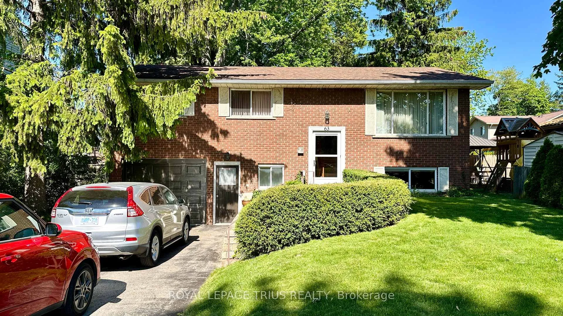 Photo 1 of 63 Lee Avenue, Norfolk, Simcoe — HOMEH