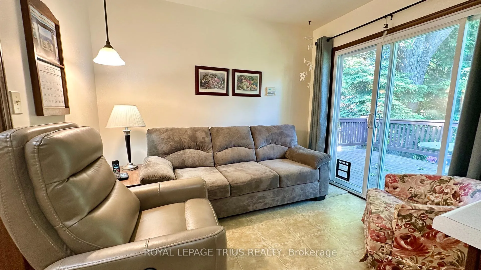 Photo 7 of 63 Lee Avenue, Norfolk, Simcoe — HOMEH