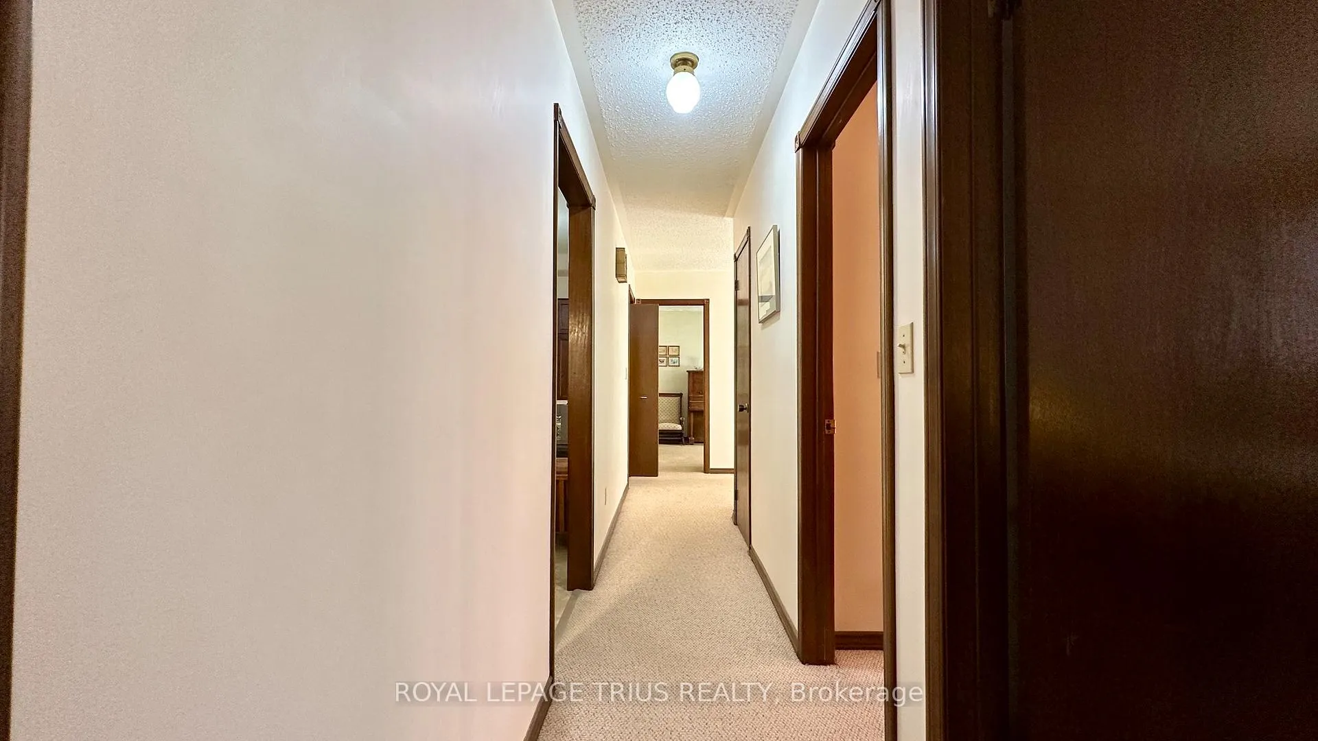 Photo 13 of 63 Lee Avenue, Norfolk, Simcoe — HOMEH