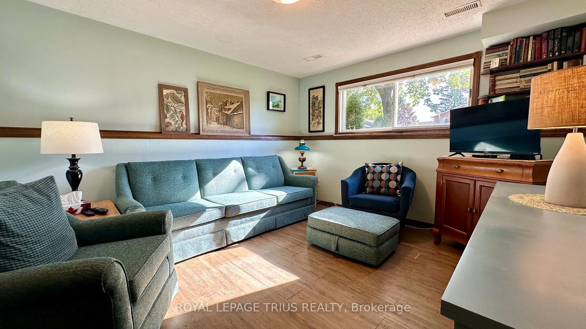 Photo 19 of 63 Lee Avenue, Norfolk, Simcoe — HOMEH