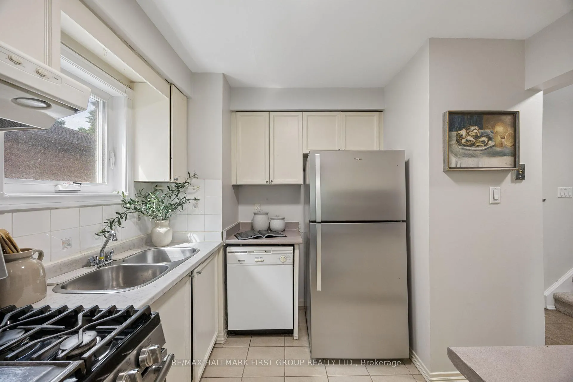 Photo 12 of 50 Radford Drive, Ajax, Central West — HOMEH