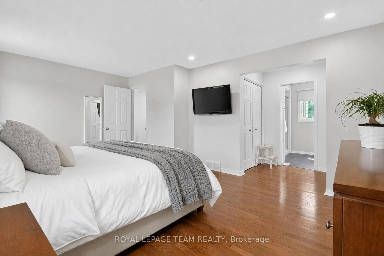 Photo 28 of 7116 Quinnfield Way, Ottawa, Greely — HOMEH