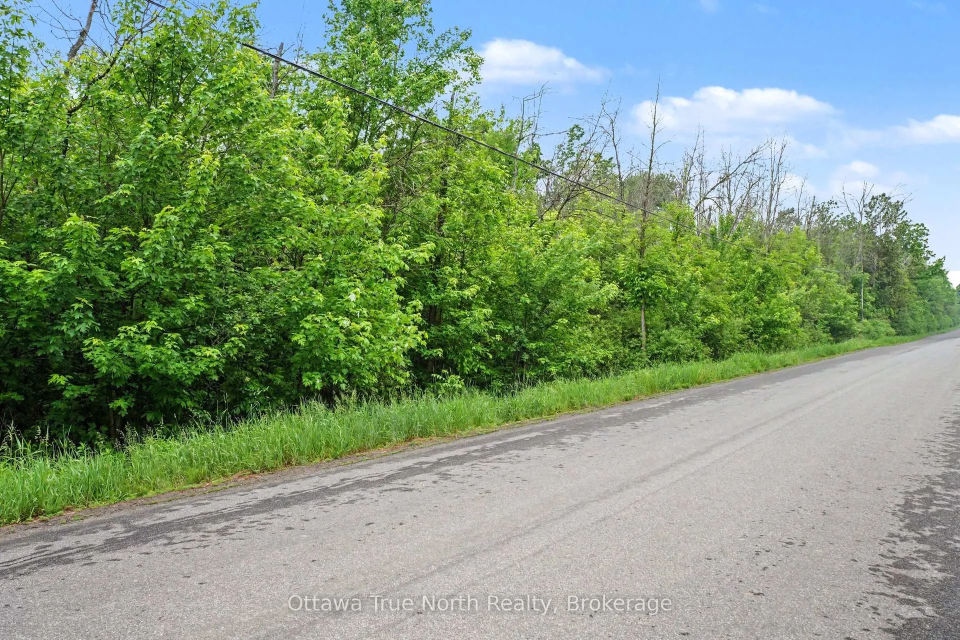 Photo 3 of 412 Scotch Line Road, North Grenville, North Grenville Twp (Kemptville South) — HOMEH