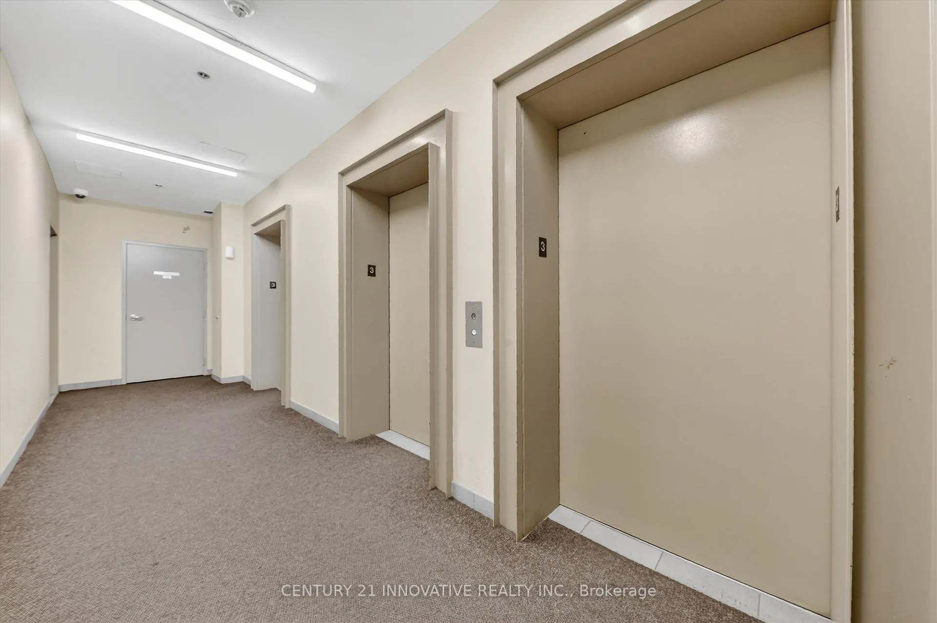Photo 7 of Unit Th307, 36 Lee Centre Drive, Scarborough, Woburn — HOMEH