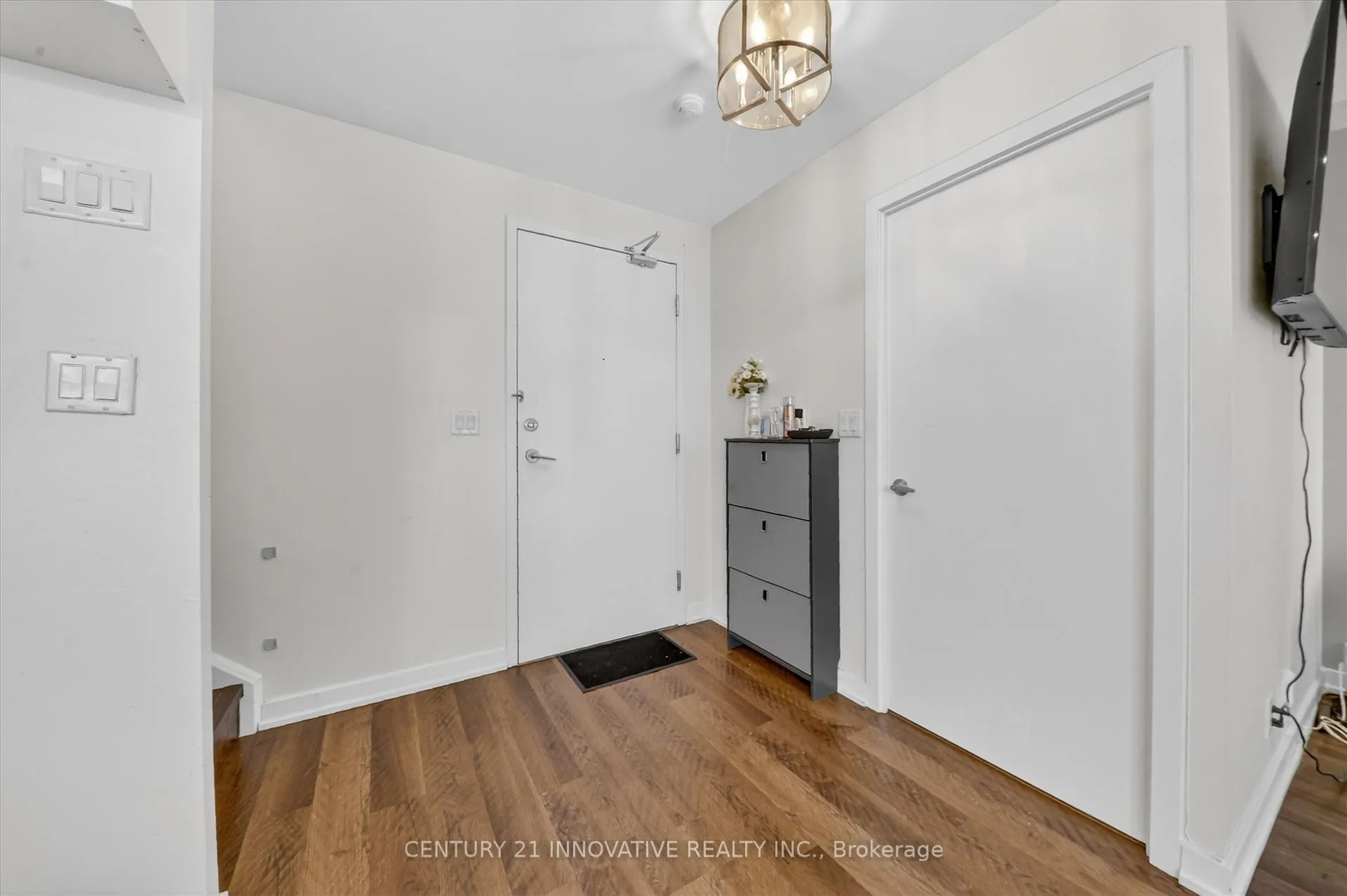 Photo 9 of Unit Th307, 36 Lee Centre Drive, Scarborough, Woburn — HOMEH