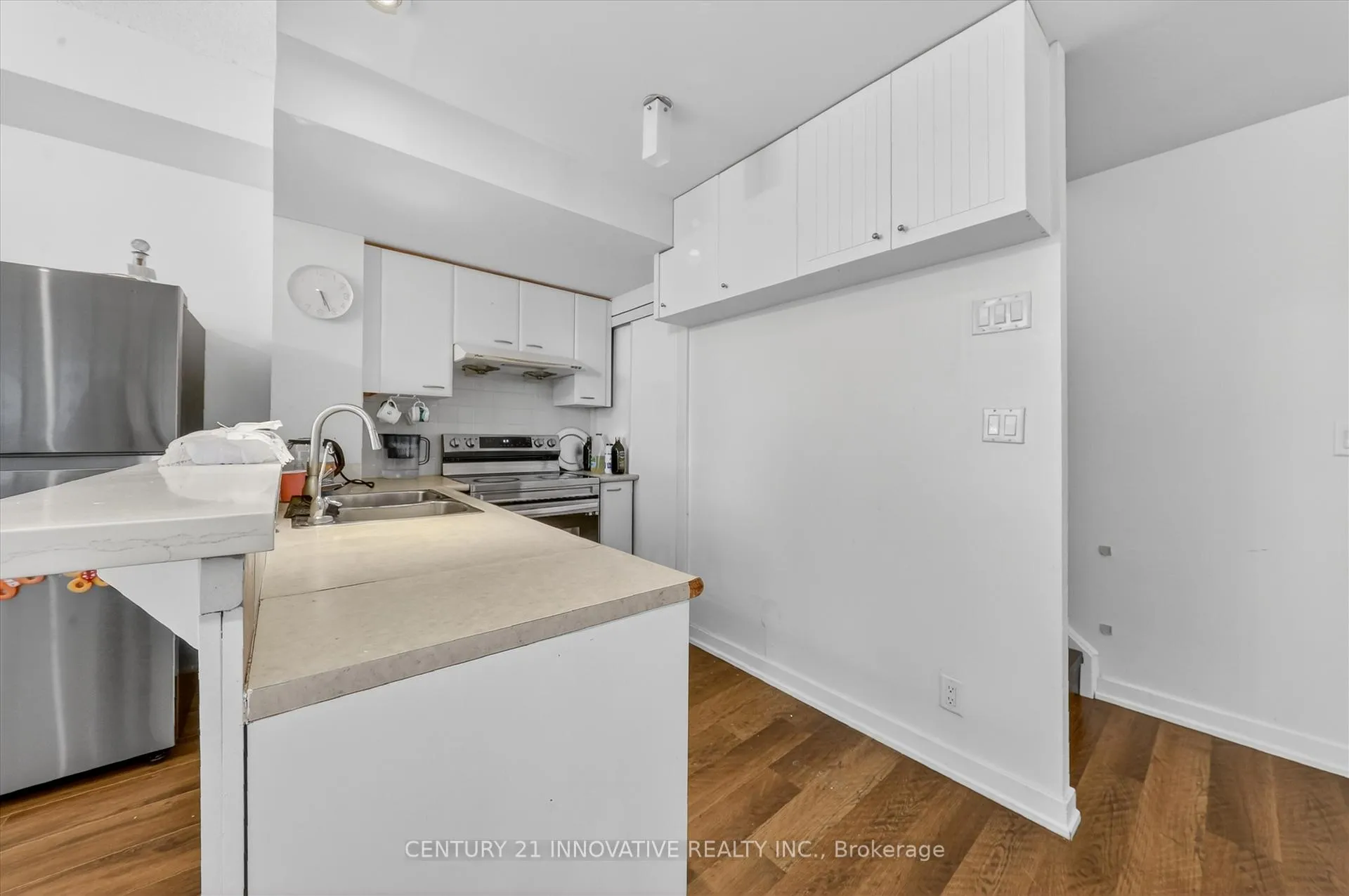 Photo 12 of Unit Th307, 36 Lee Centre Drive, Scarborough, Woburn — HOMEH