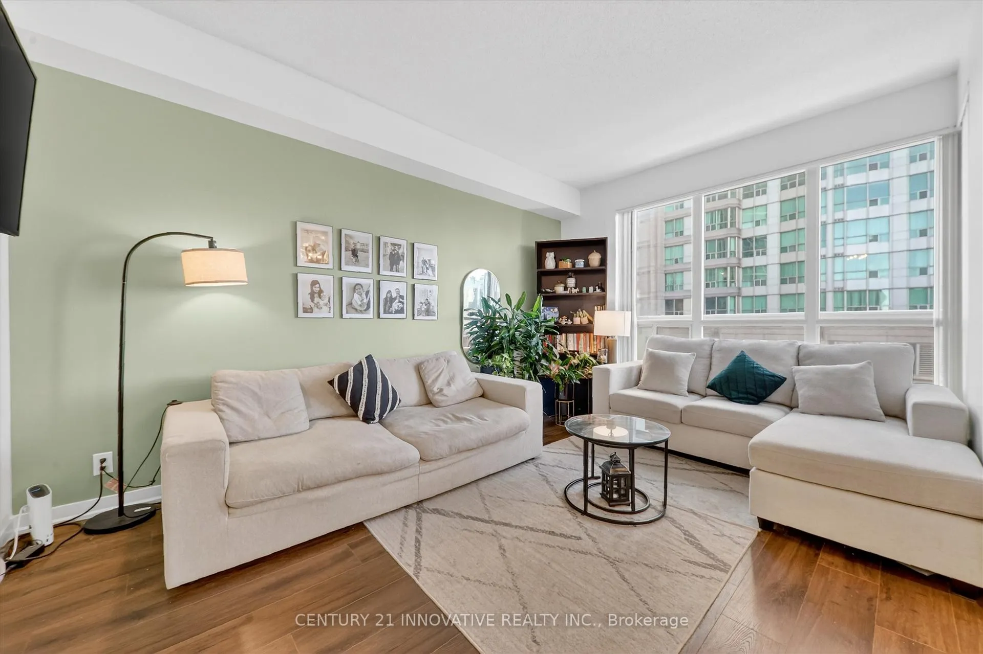 Photo 17 of Unit Th307, 36 Lee Centre Drive, Scarborough, Woburn — HOMEH