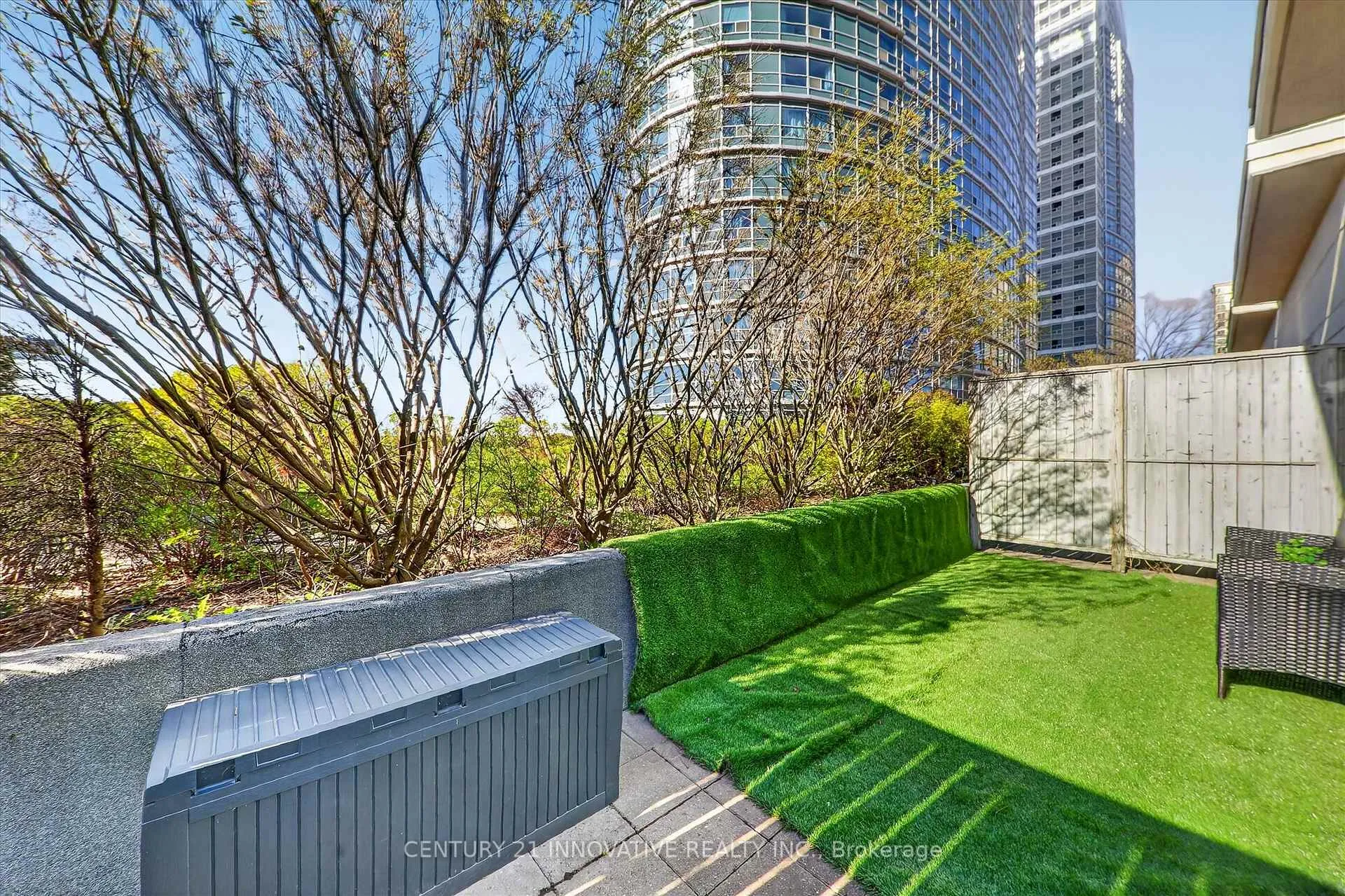 Photo 29 of Unit Th307, 36 Lee Centre Drive, Scarborough, Woburn — HOMEH