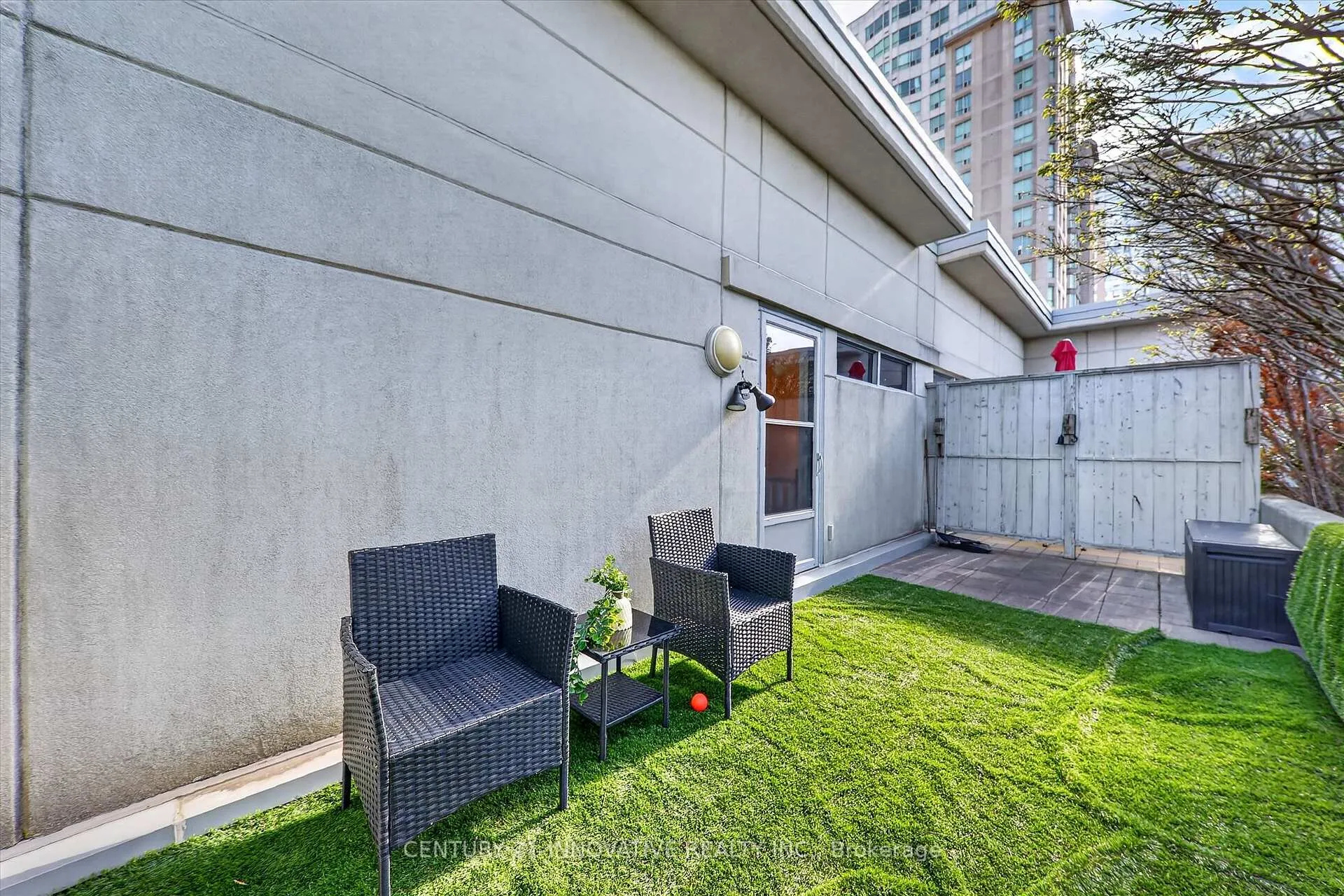Photo 30 of Unit Th307, 36 Lee Centre Drive, Scarborough, Woburn — HOMEH