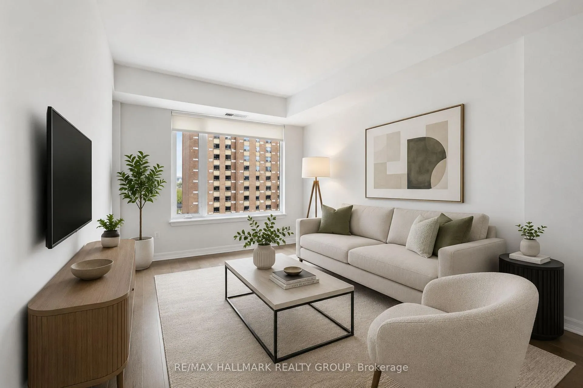 Photo 6 of Unit 807, 238 Besserer Street, Ottawa, Sandy Hill — HOMEH
