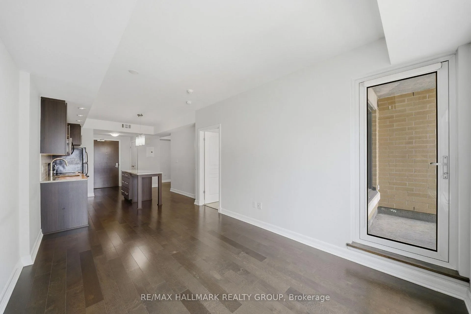 Photo 15 of Unit 807, 238 Besserer Street, Ottawa, Sandy Hill — HOMEH