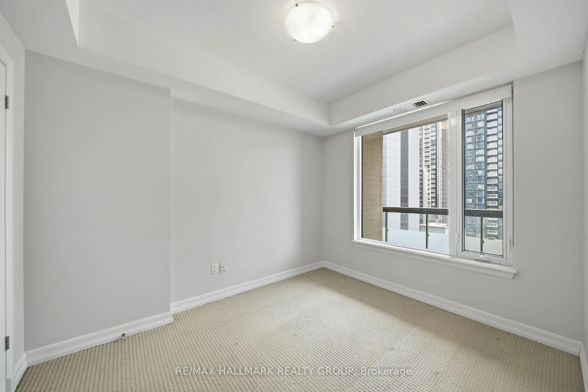 Photo 17 of Unit 807, 238 Besserer Street, Ottawa, Sandy Hill — HOMEH