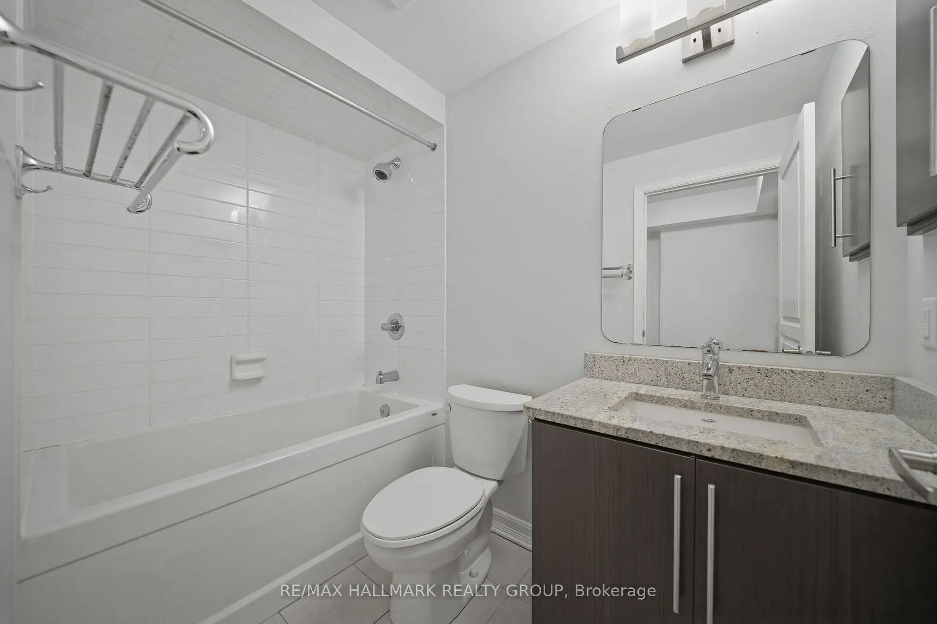 Photo 22 of Unit 807, 238 Besserer Street, Ottawa, Sandy Hill — HOMEH