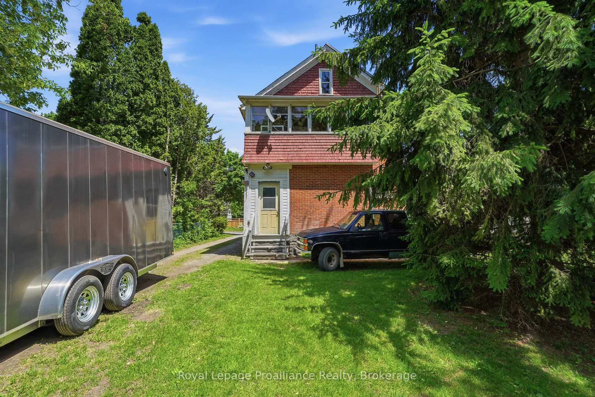 Photo 31 of 270 Ann Street, Belleville, Belleville Ward — HOMEH