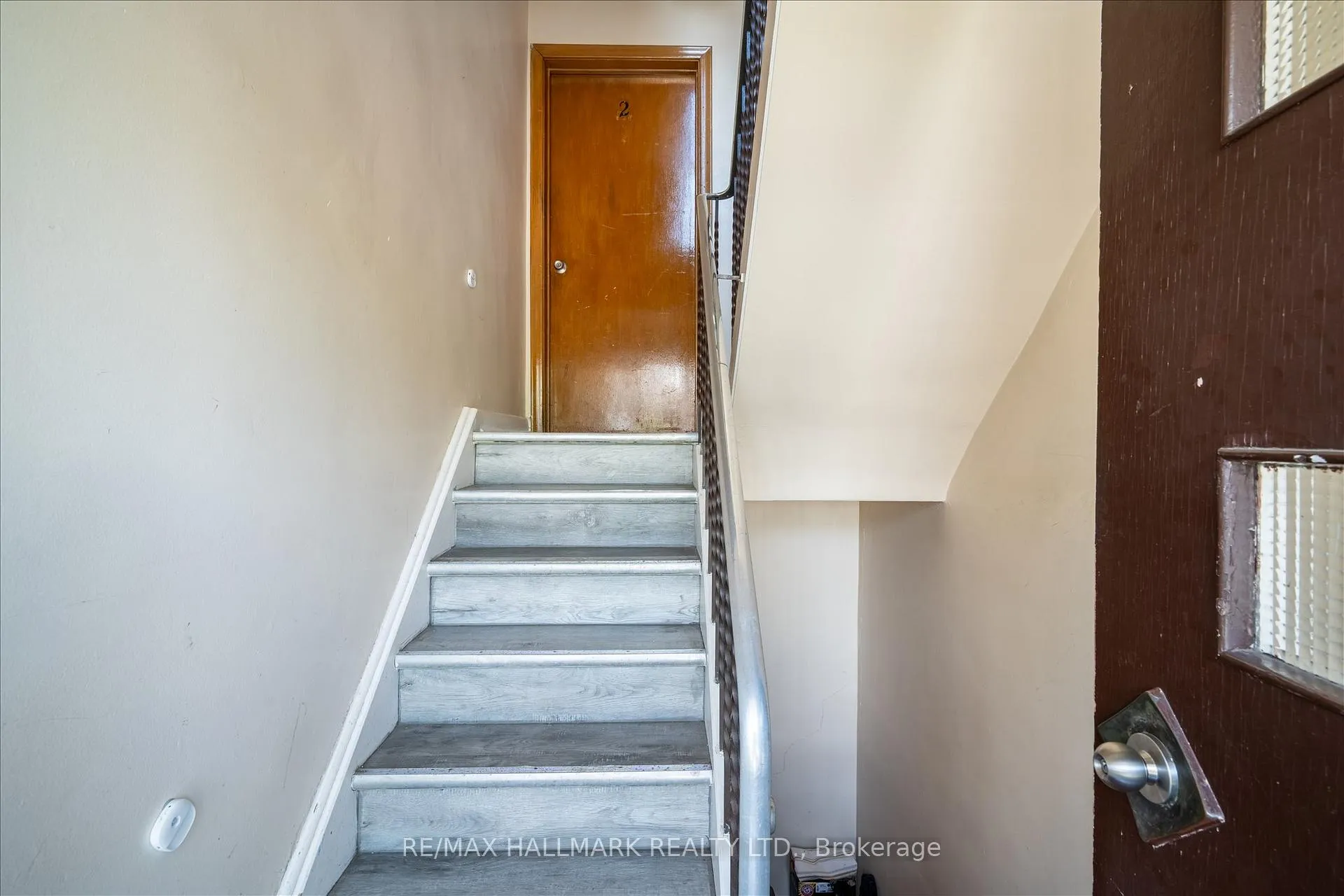 Photo 4 of 11 Priscilla Avenue, Toronto, Runnymede-Bloor West Village — HOMEH