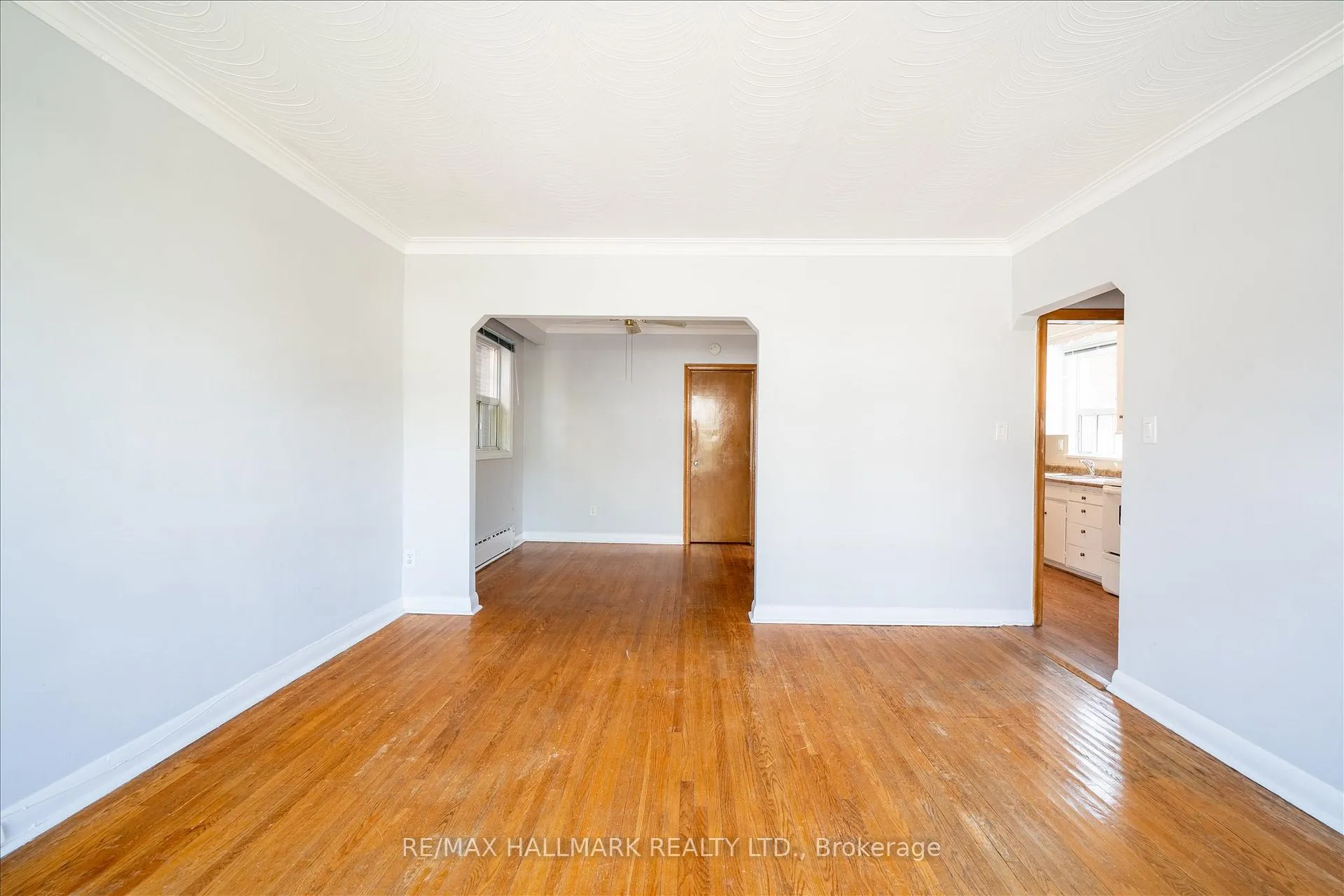 Photo 10 of 11 Priscilla Avenue, Toronto, Runnymede-Bloor West Village — HOMEH