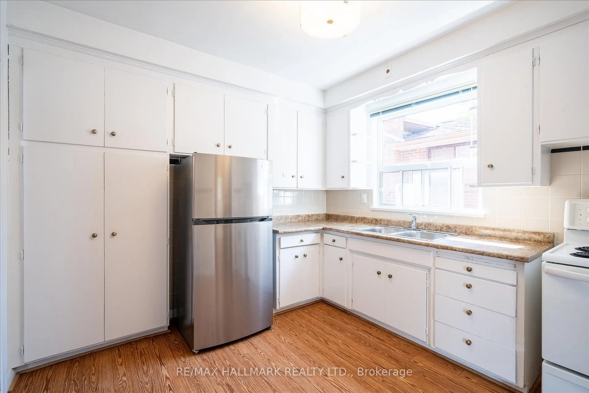 Photo 14 of 11 Priscilla Avenue, Toronto, Runnymede-Bloor West Village — HOMEH