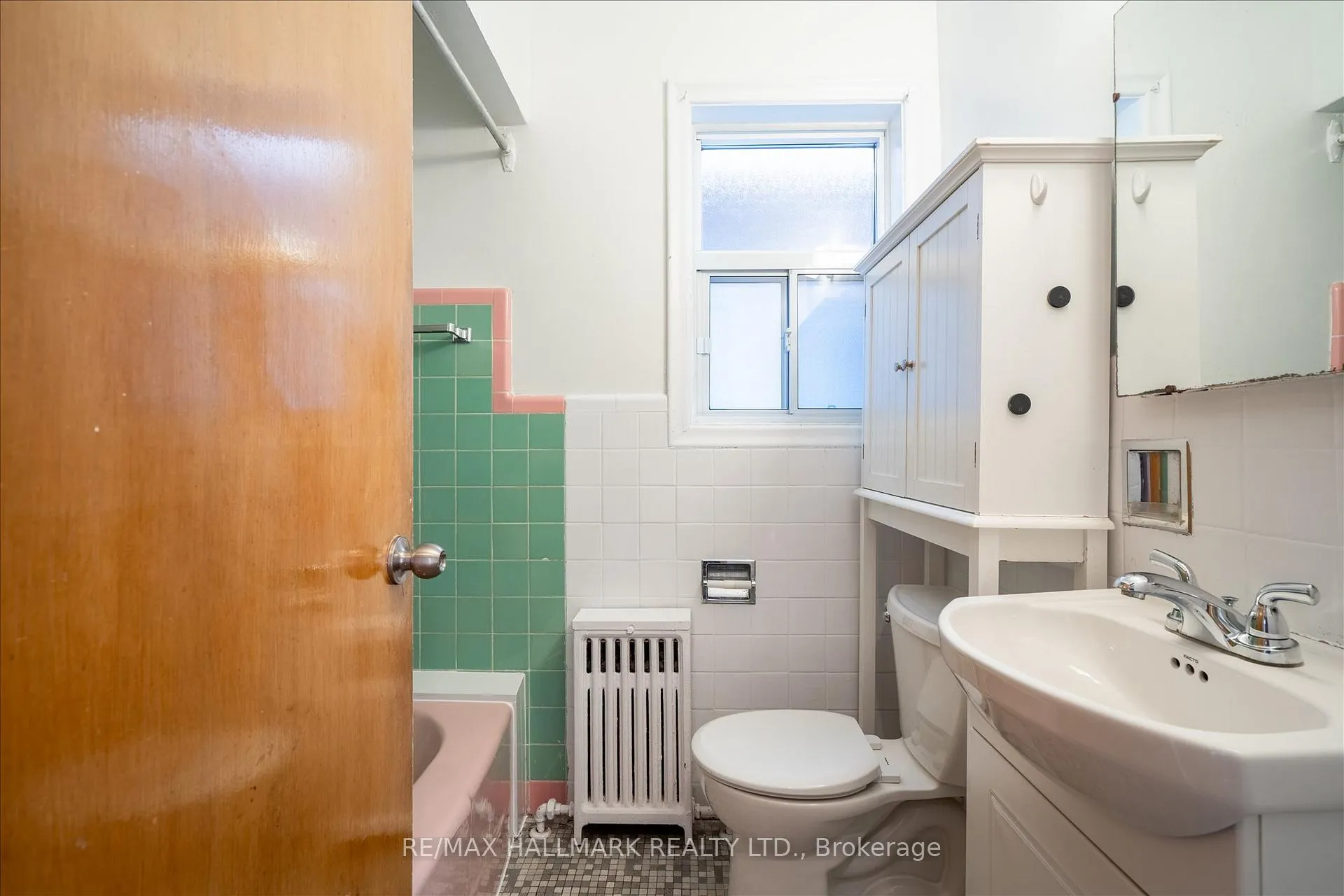 Photo 21 of 11 Priscilla Avenue, Toronto, Runnymede-Bloor West Village — HOMEH