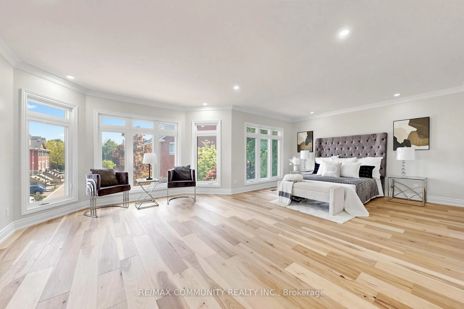 Photo 25 of 1002 Riverview Crescent, Pickering, Rougemount — HOMEH