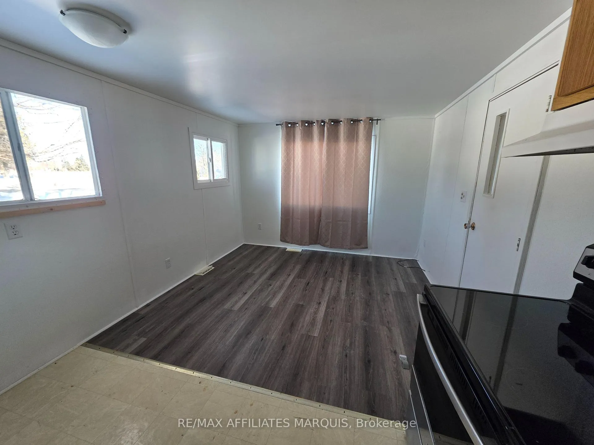 Photo 9 of 202 Jack Street, Smiths Falls — HOMEH