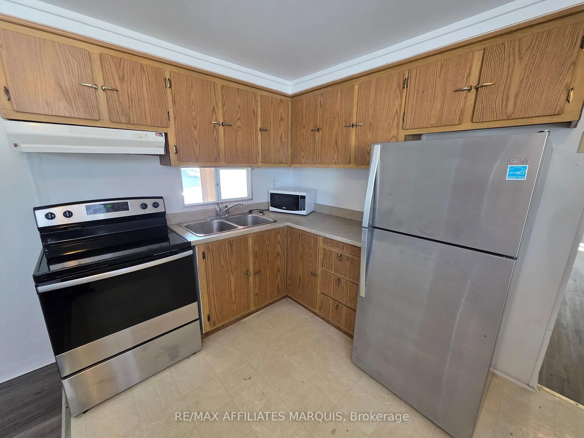 Photo 14 of 202 Jack Street, Smiths Falls — HOMEH