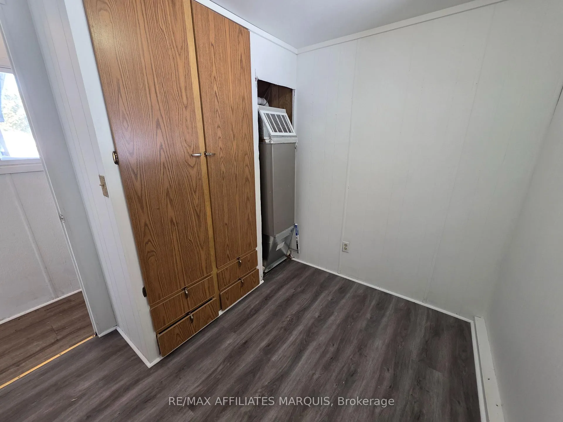 Photo 20 of 202 Jack Street, Smiths Falls — HOMEH