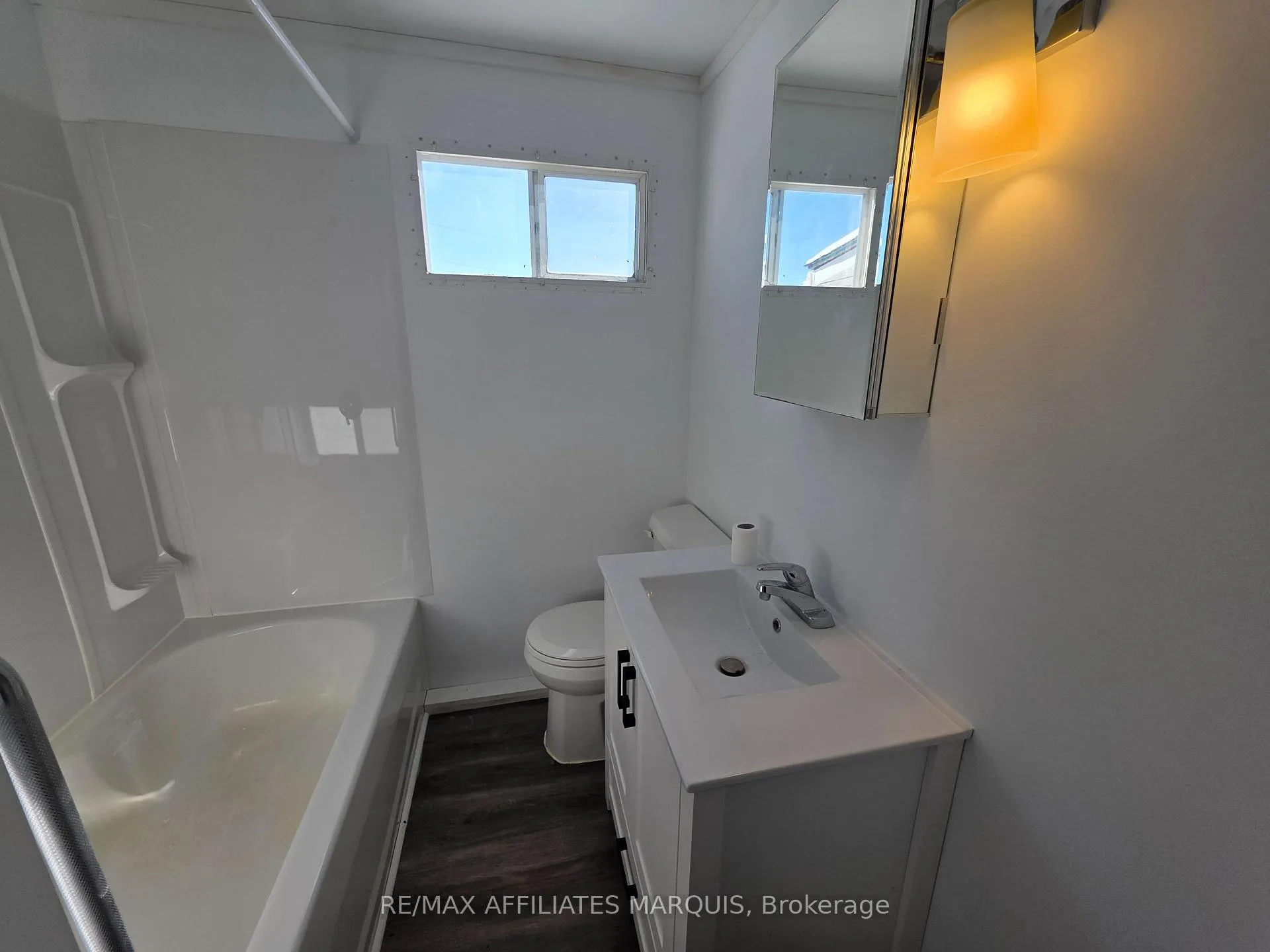 Photo 23 of 202 Jack Street, Smiths Falls — HOMEH