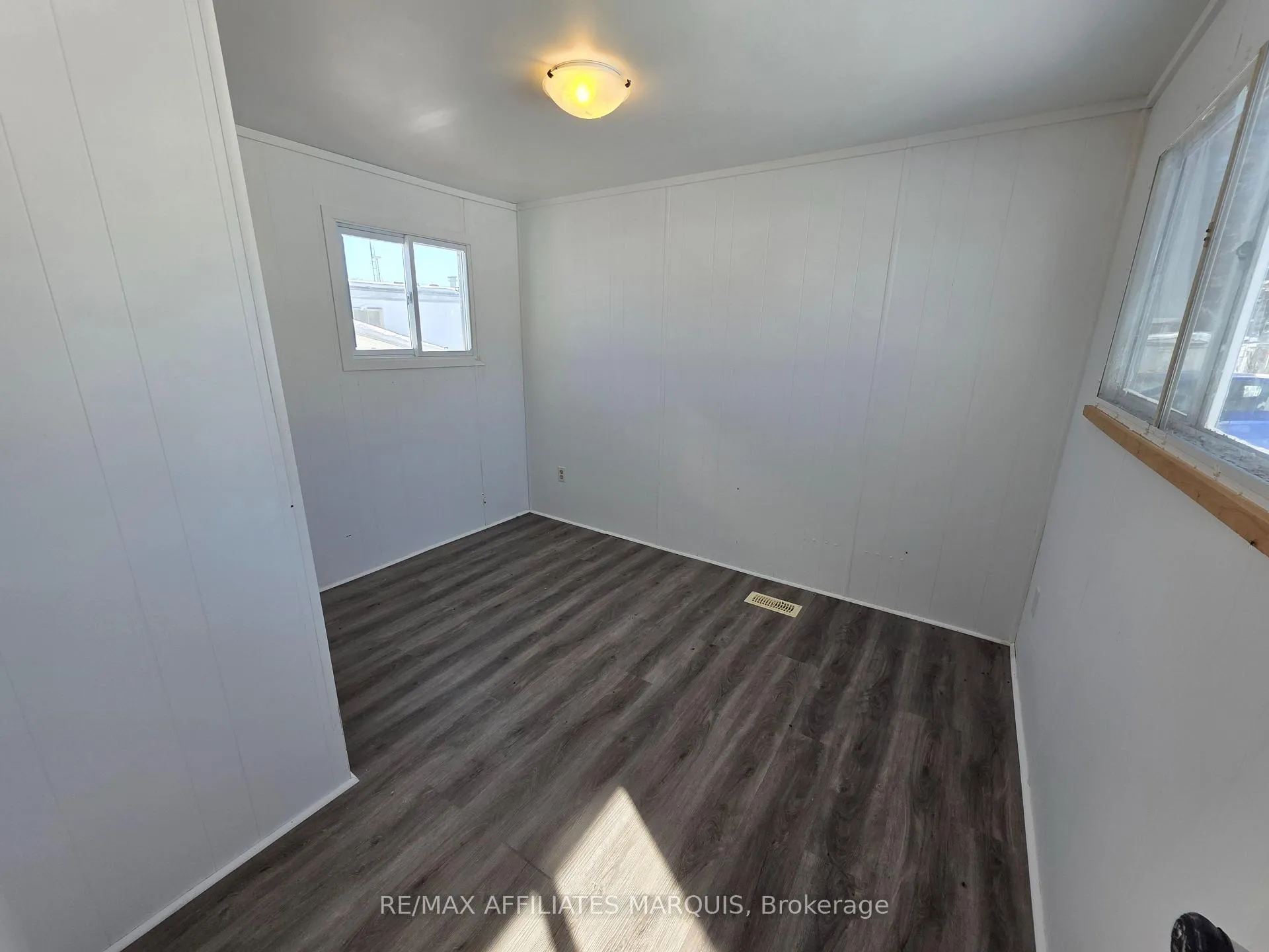 Photo 26 of 202 Jack Street, Smiths Falls — HOMEH