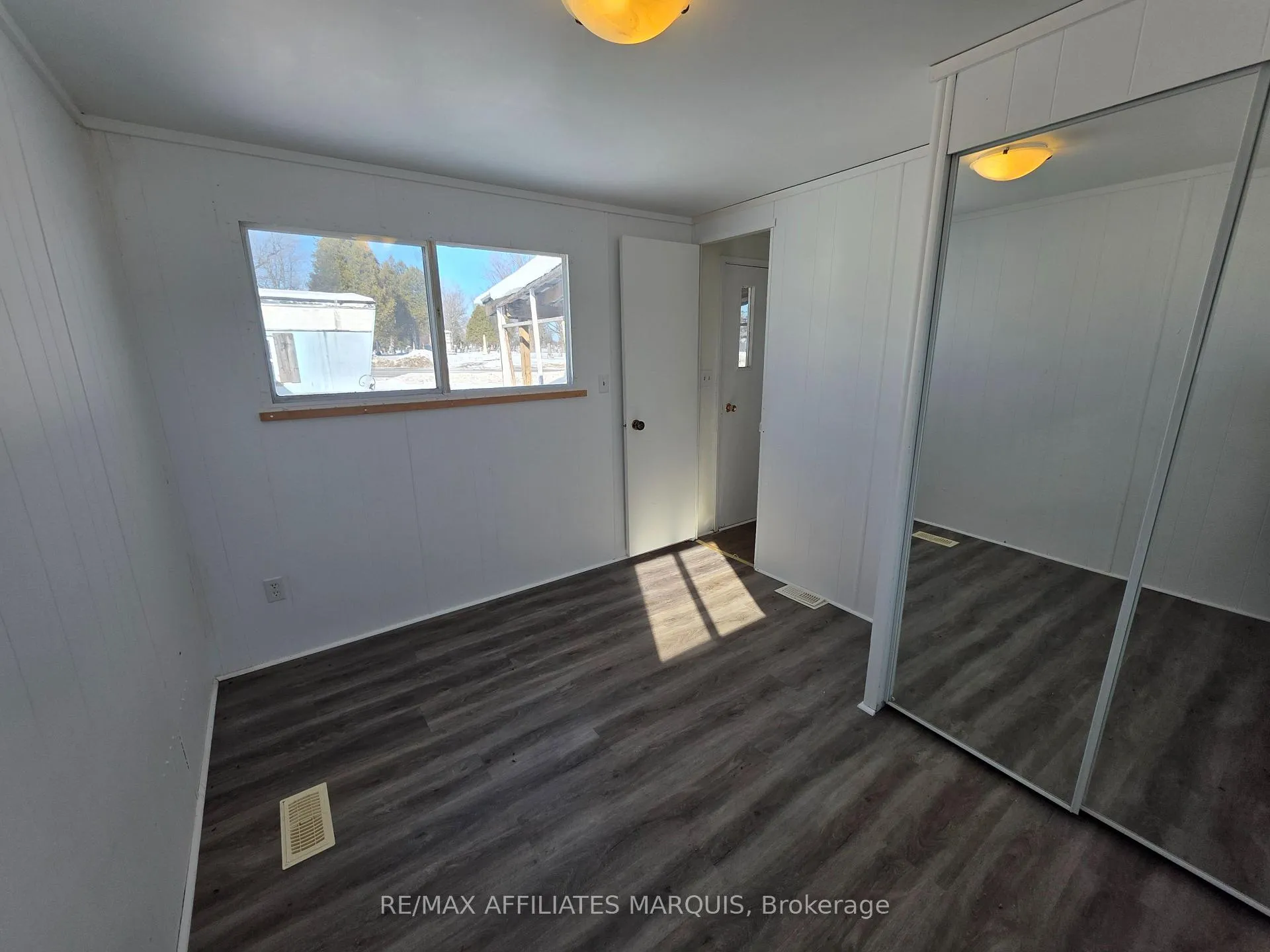 Photo 29 of 202 Jack Street, Smiths Falls — HOMEH