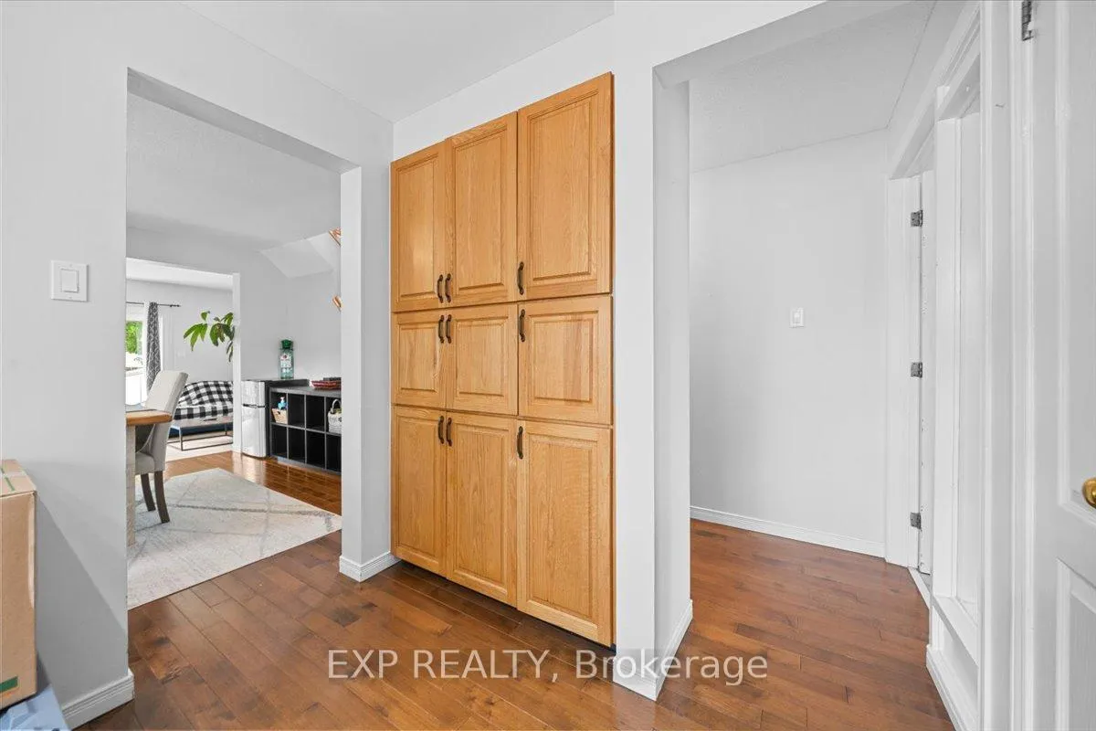 Photo 6 of 32 Flanders Street, Ottawa, Barrhaven - Cedargrove/Fraserdale — HOMEH