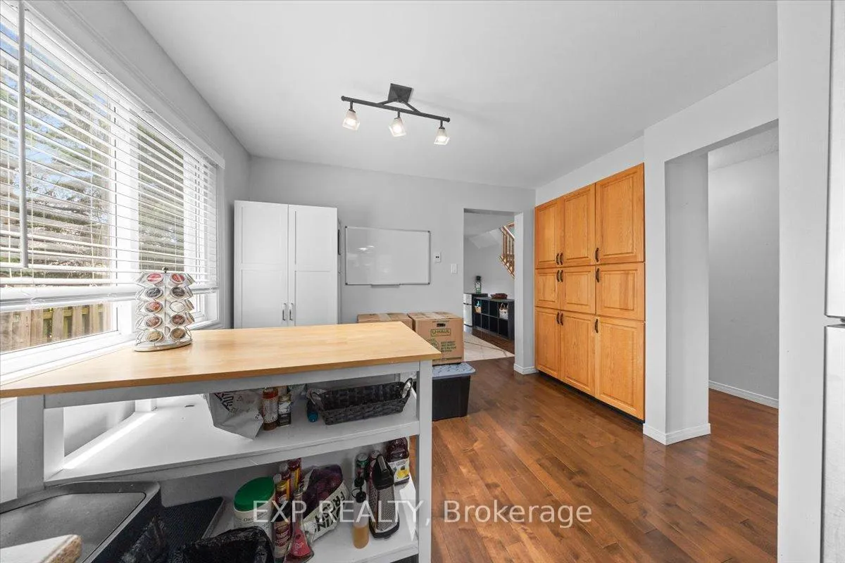 Photo 10 of 32 Flanders Street, Ottawa, Barrhaven - Cedargrove/Fraserdale — HOMEH
