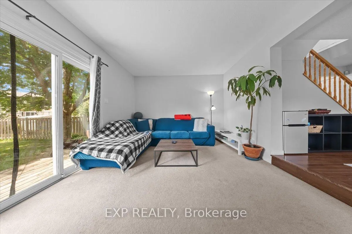 Photo 14 of 32 Flanders Street, Ottawa, Barrhaven - Cedargrove/Fraserdale — HOMEH