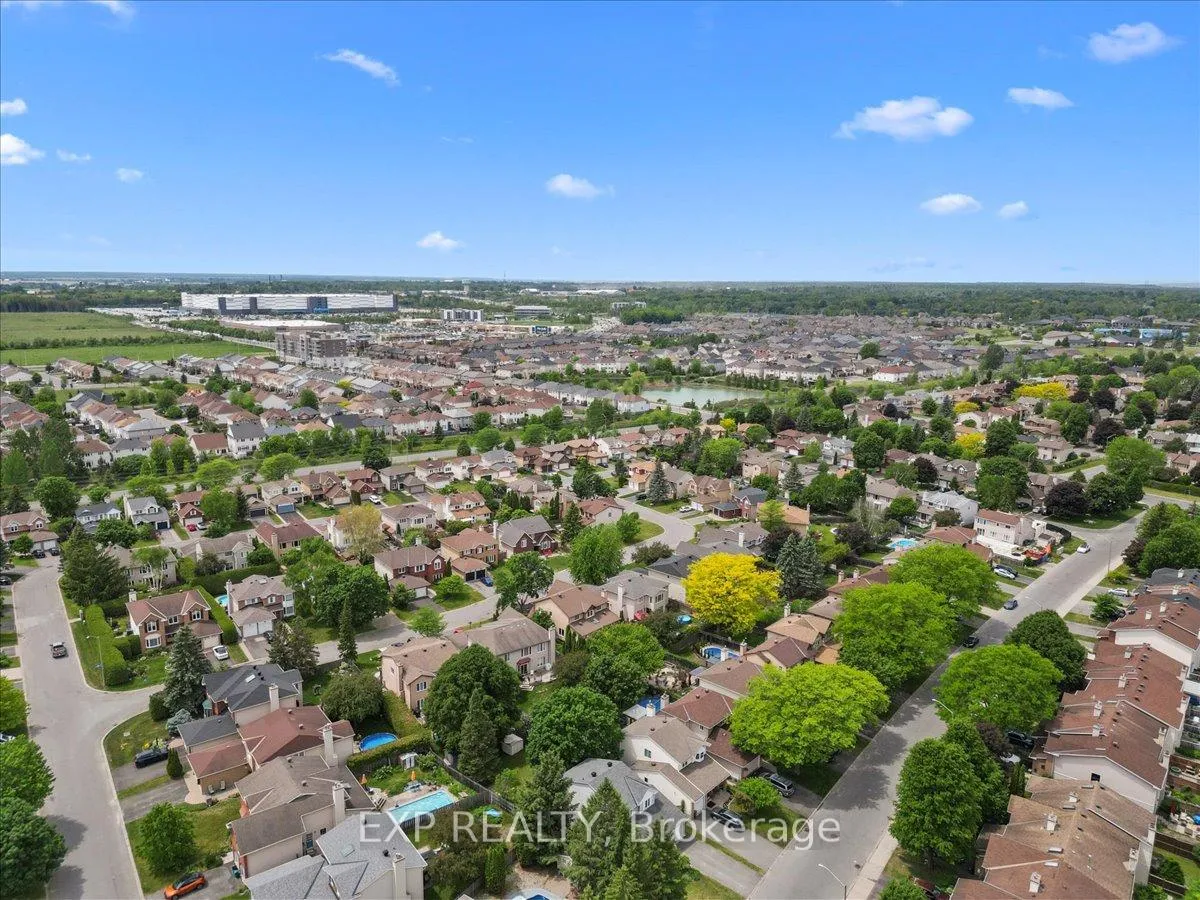 Photo 38 of 32 Flanders Street, Ottawa, Barrhaven - Cedargrove/Fraserdale — HOMEH