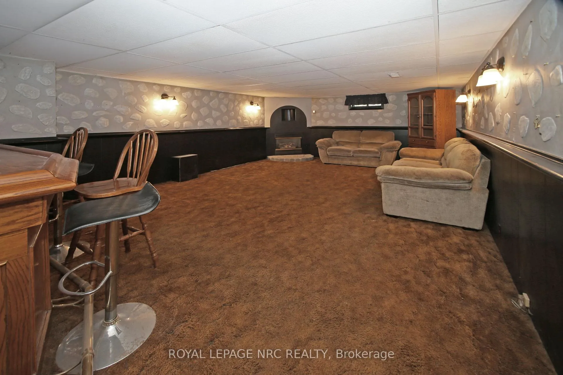 Photo 34 of 8025 Thorton Street, Niagara Falls, Ascot — HOMEH