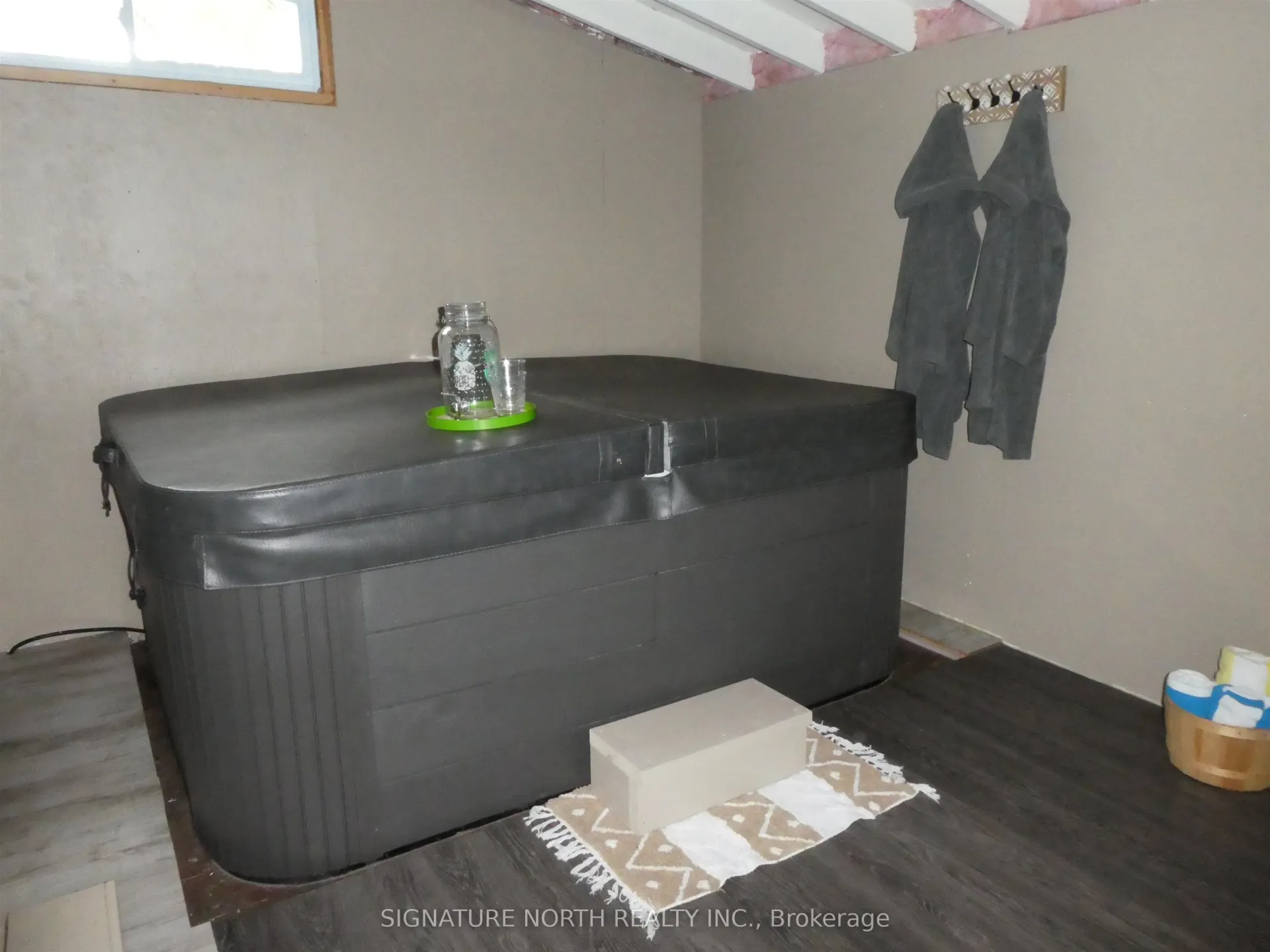 Photo 13 of 337 Garnet Drive, Greenstone — HOMEH