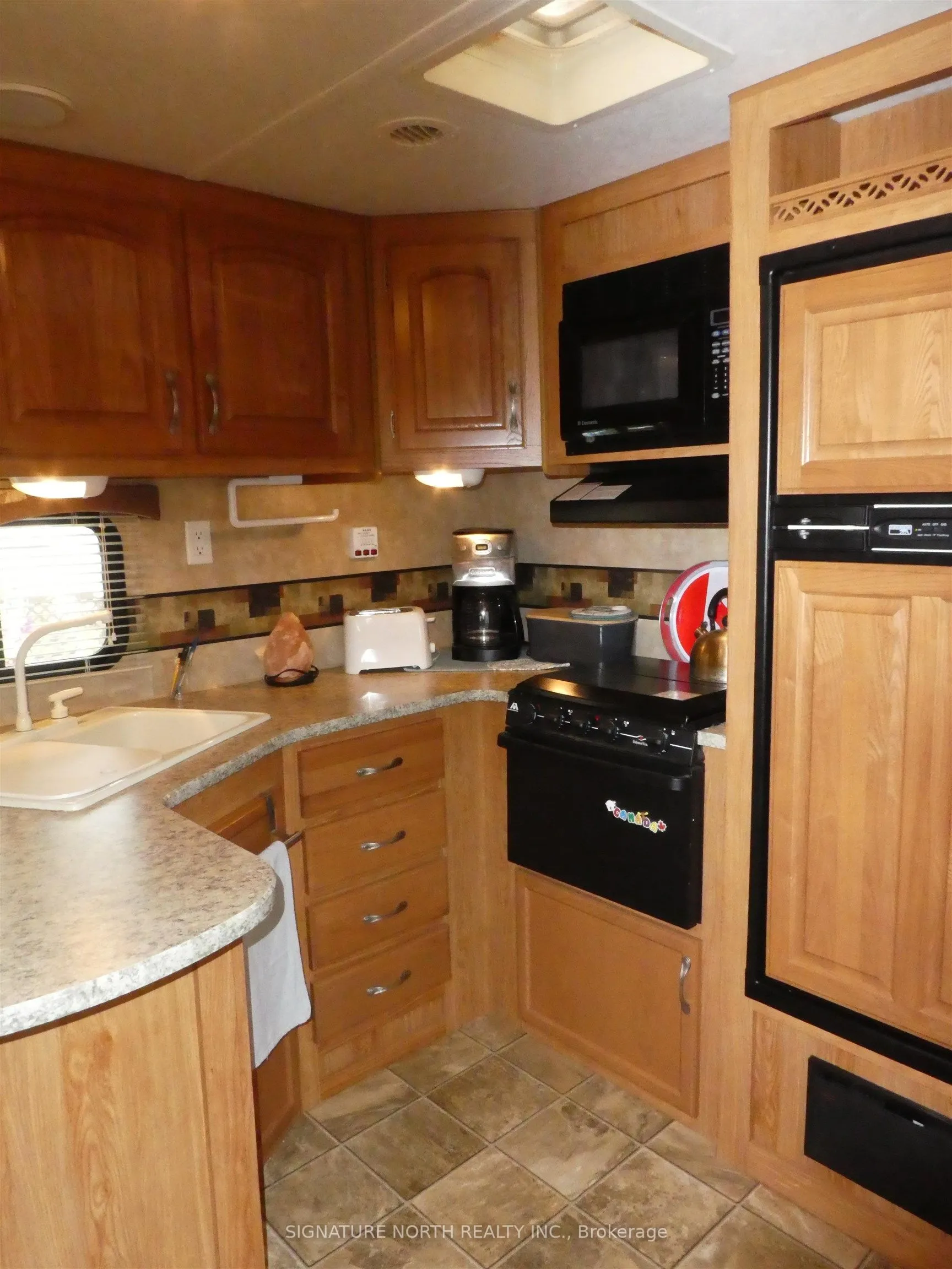 Photo 39 of 337 Garnet Drive, Greenstone — HOMEH