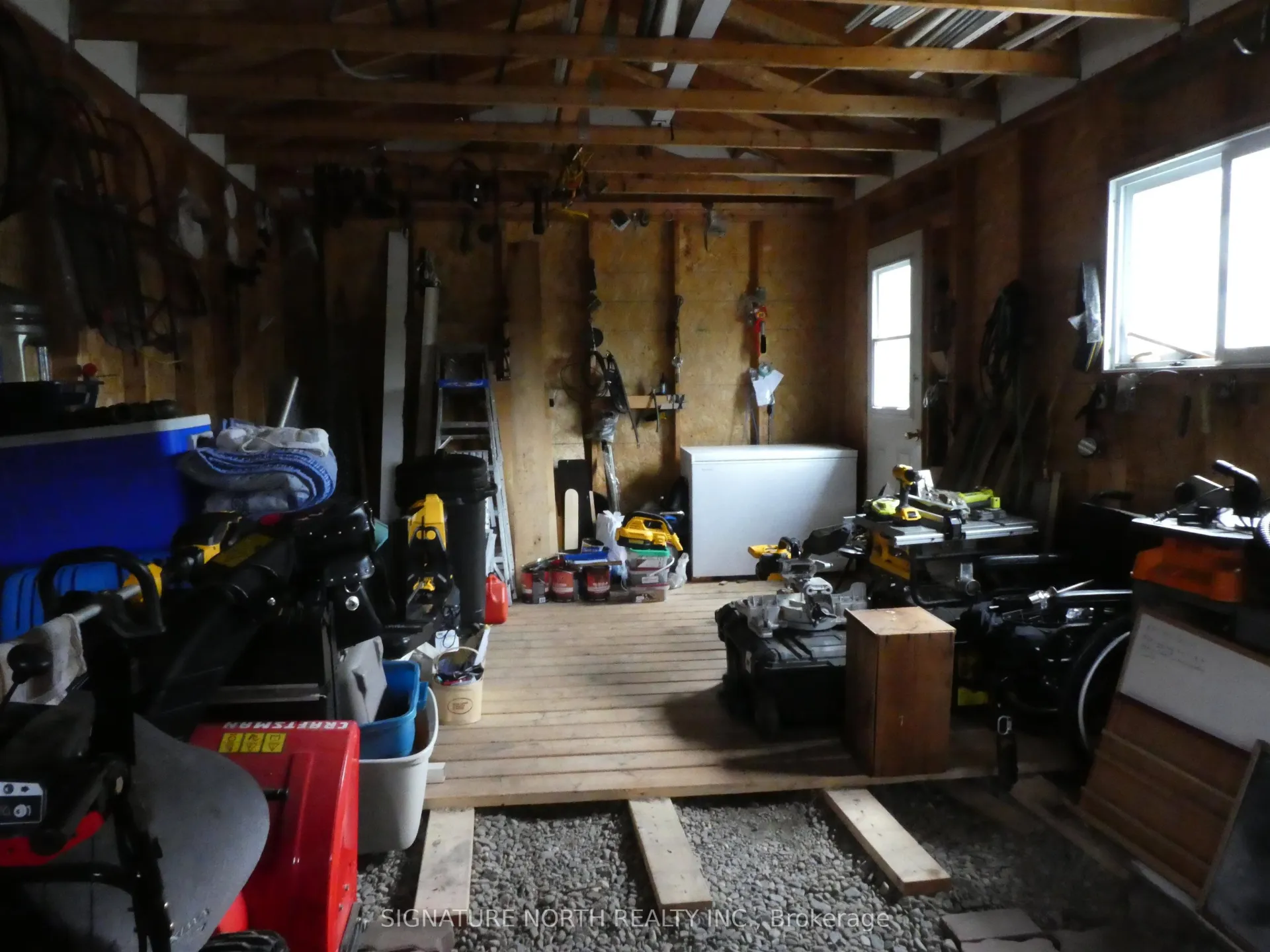 Photo 49 of 337 Garnet Drive, Greenstone — HOMEH
